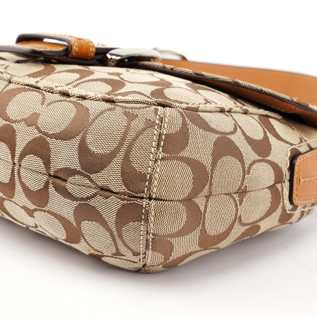 F13113 Beige Signature C Soho Shoulder Bag