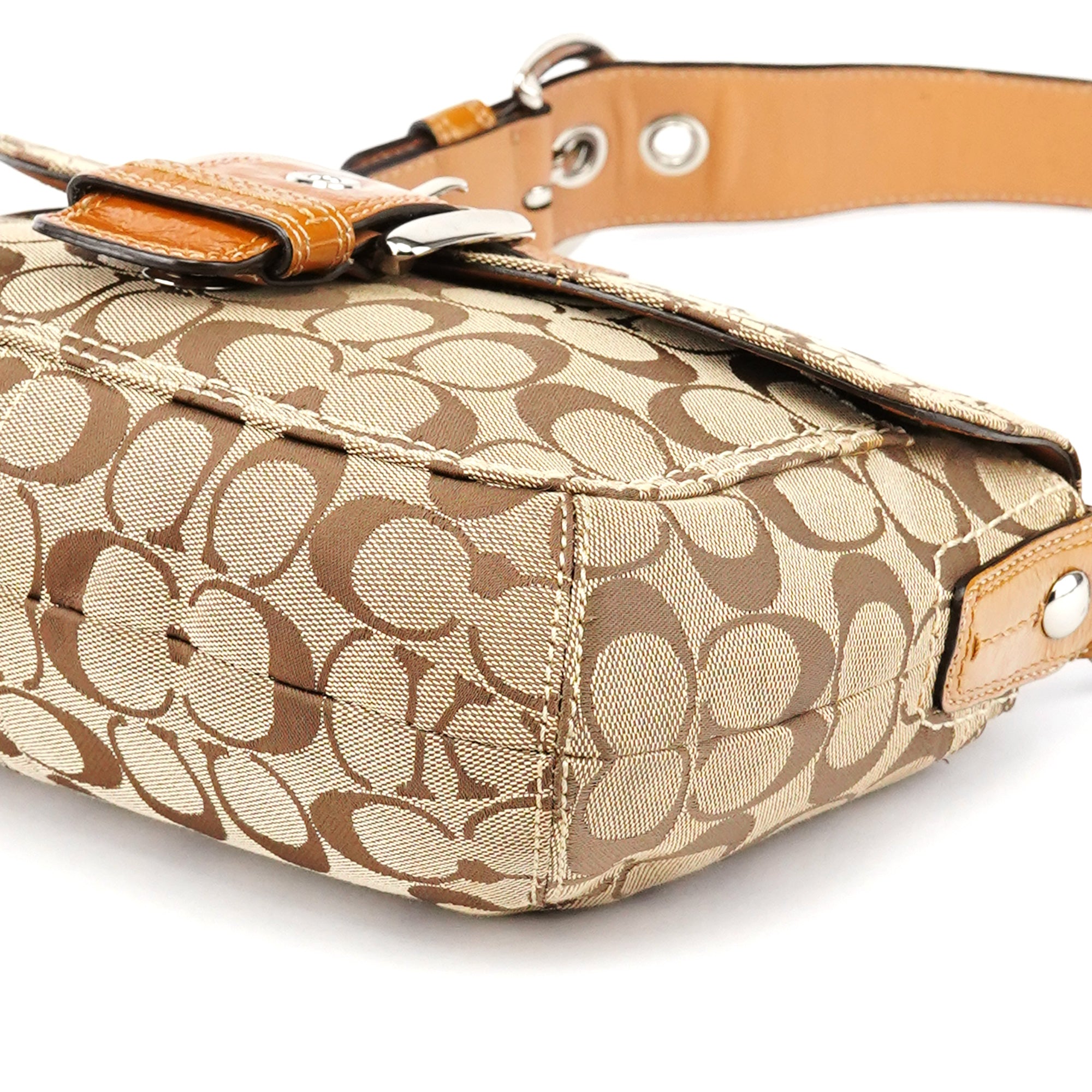 F13113 Beige Signature Soho Shoulder Bag