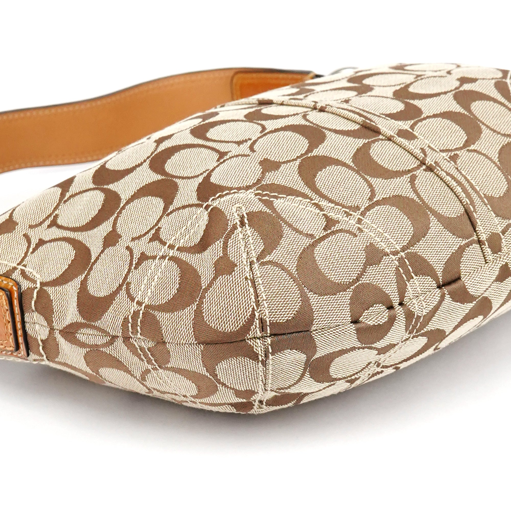F13114 Beige Signature Soho Shoulder Bag