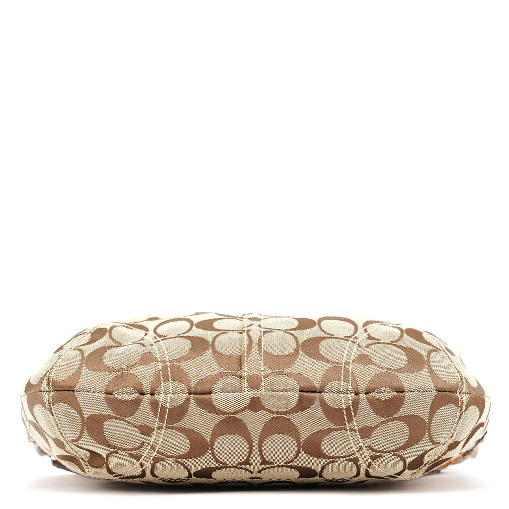 F13114 Beige Signature Soho Shoulder Bag