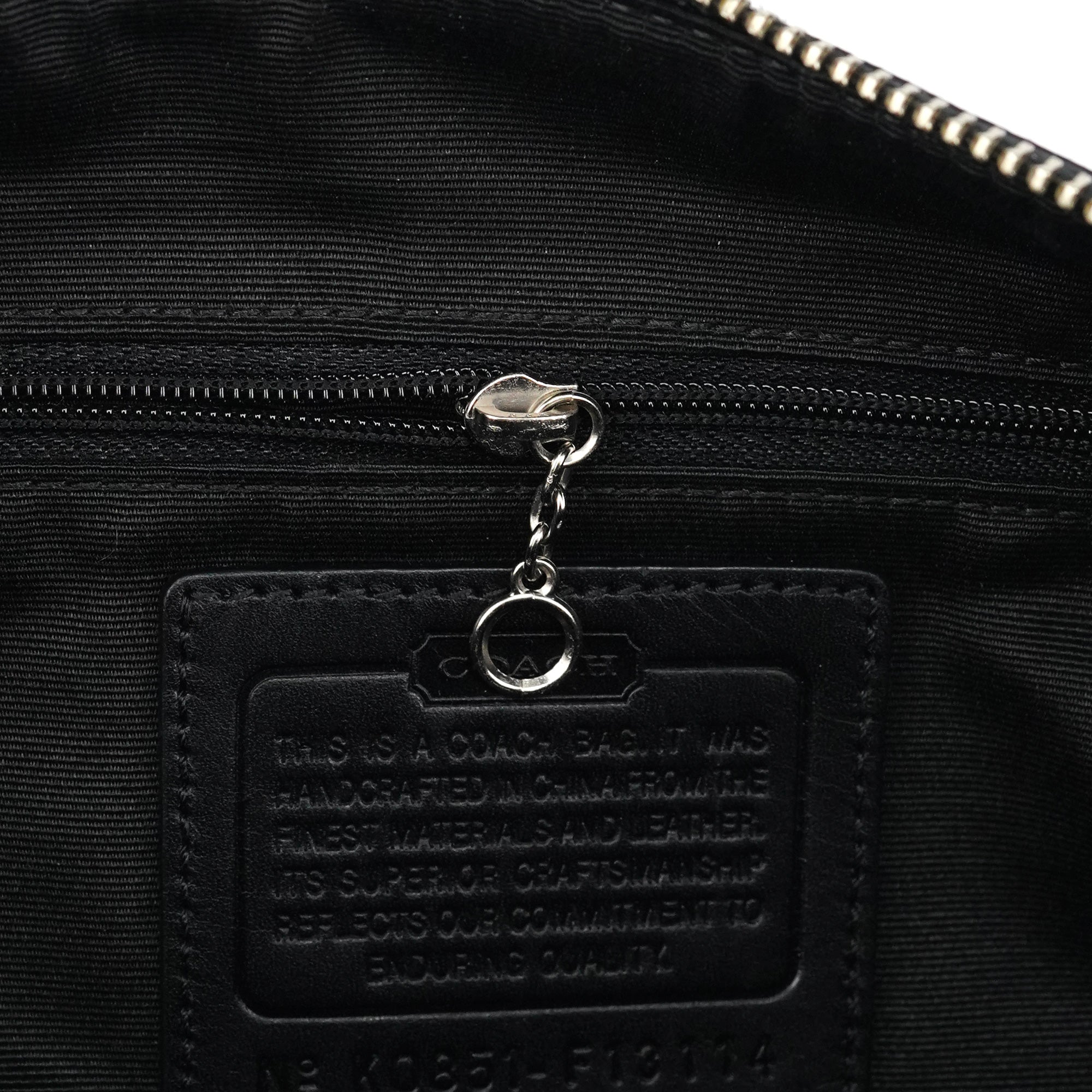 F13114 Grey Black Signature Soho Shoulder Bag