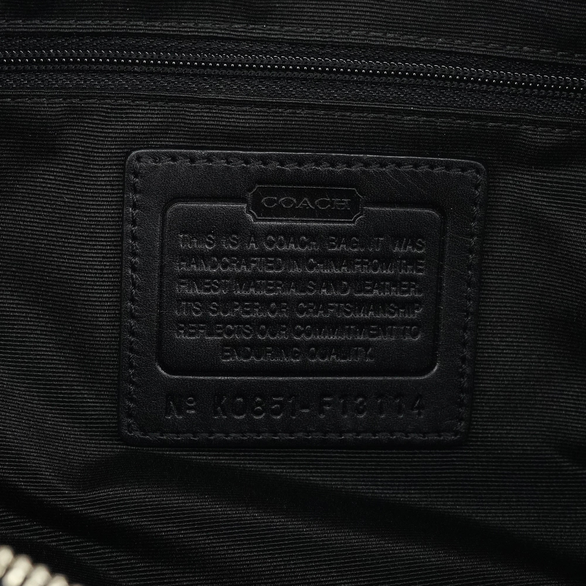 F13114 Grey Black Signature Soho Shoulder Bag