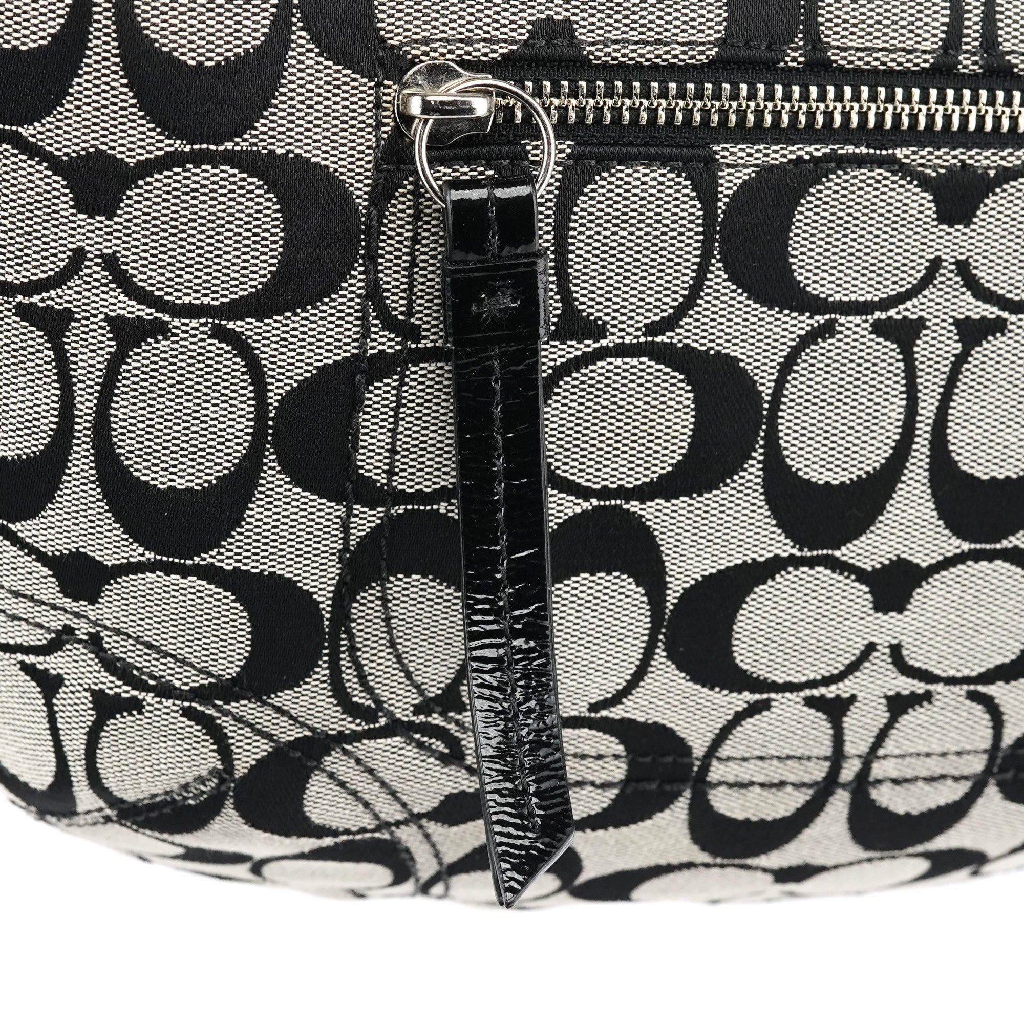 F13114 Grey Black Signature Soho Shoulder Bag