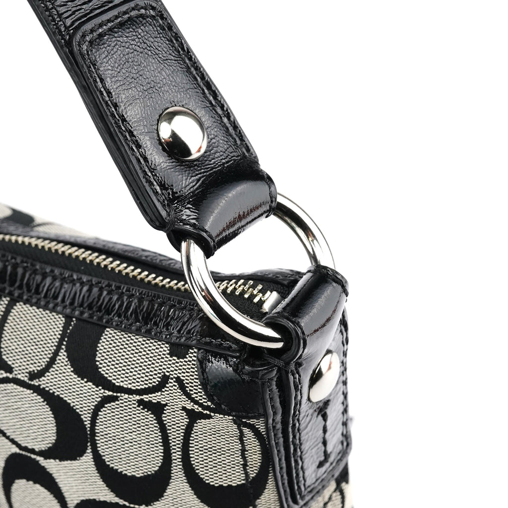 F13114 Grey Black Signature Soho Shoulder Bag