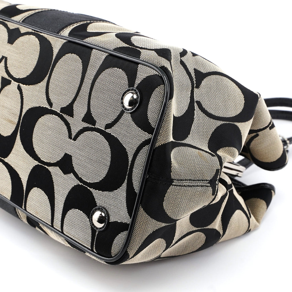 F13533 Grey Signature C Tote Bag