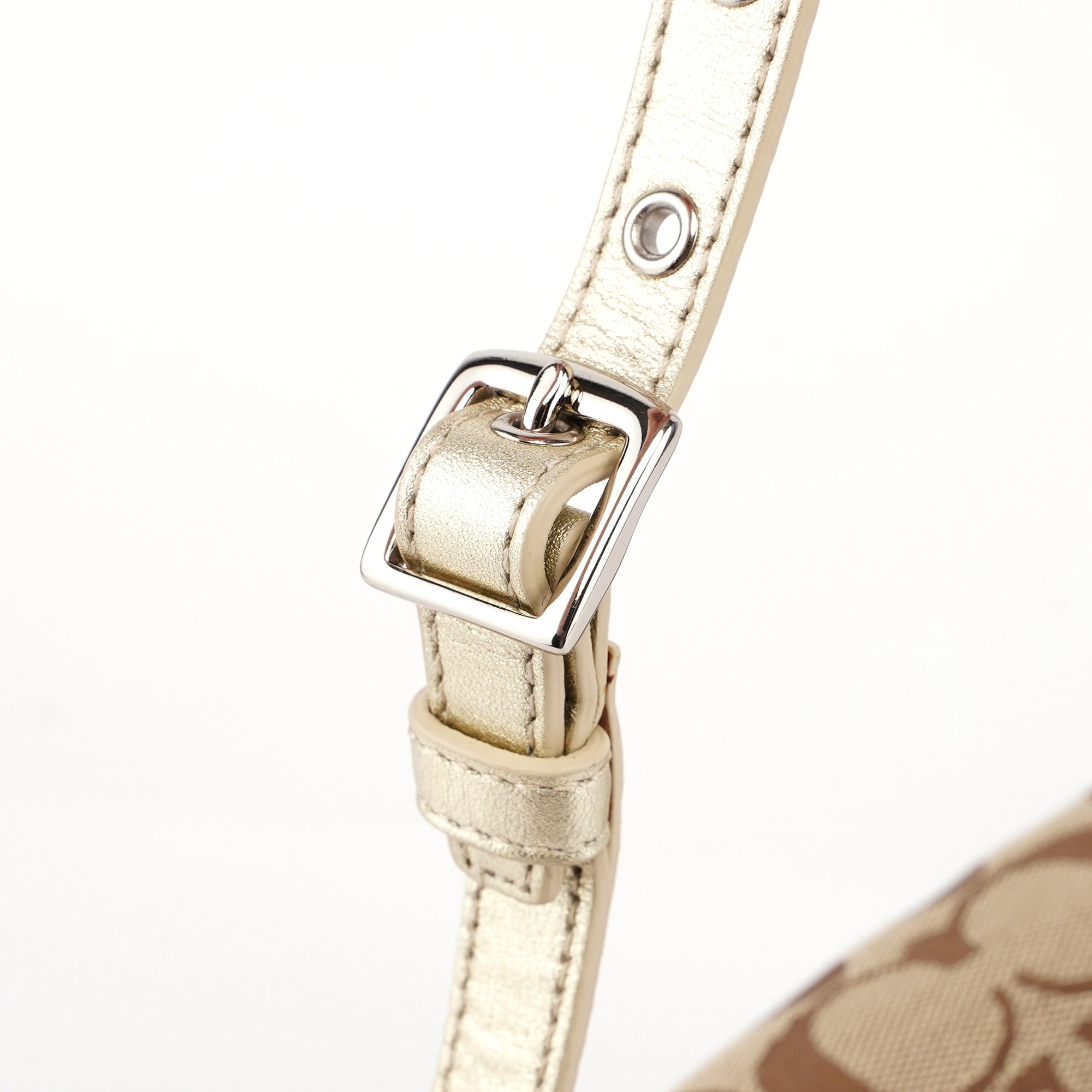 F14282 Beige Signature C Turnlock Shoulder Bag
