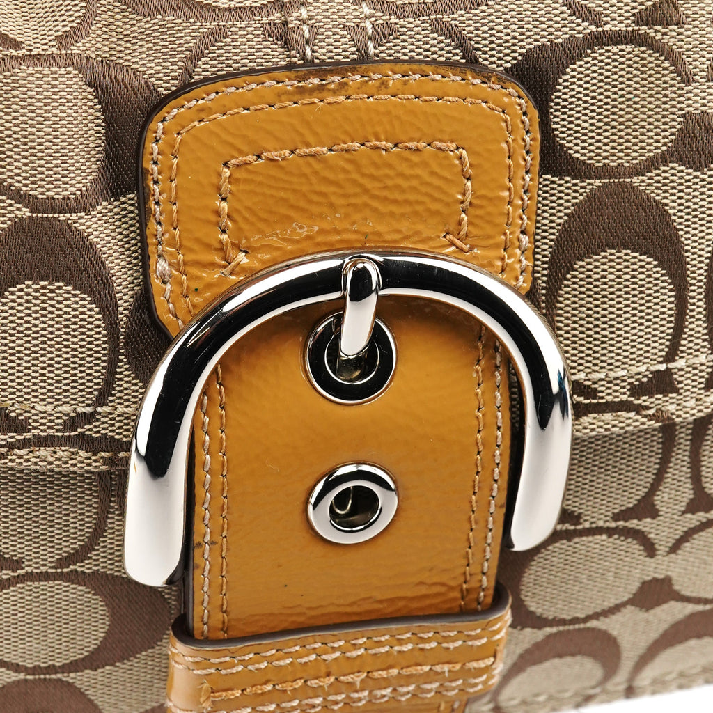 F15668 Beige Signature Soho Shoulder Bag