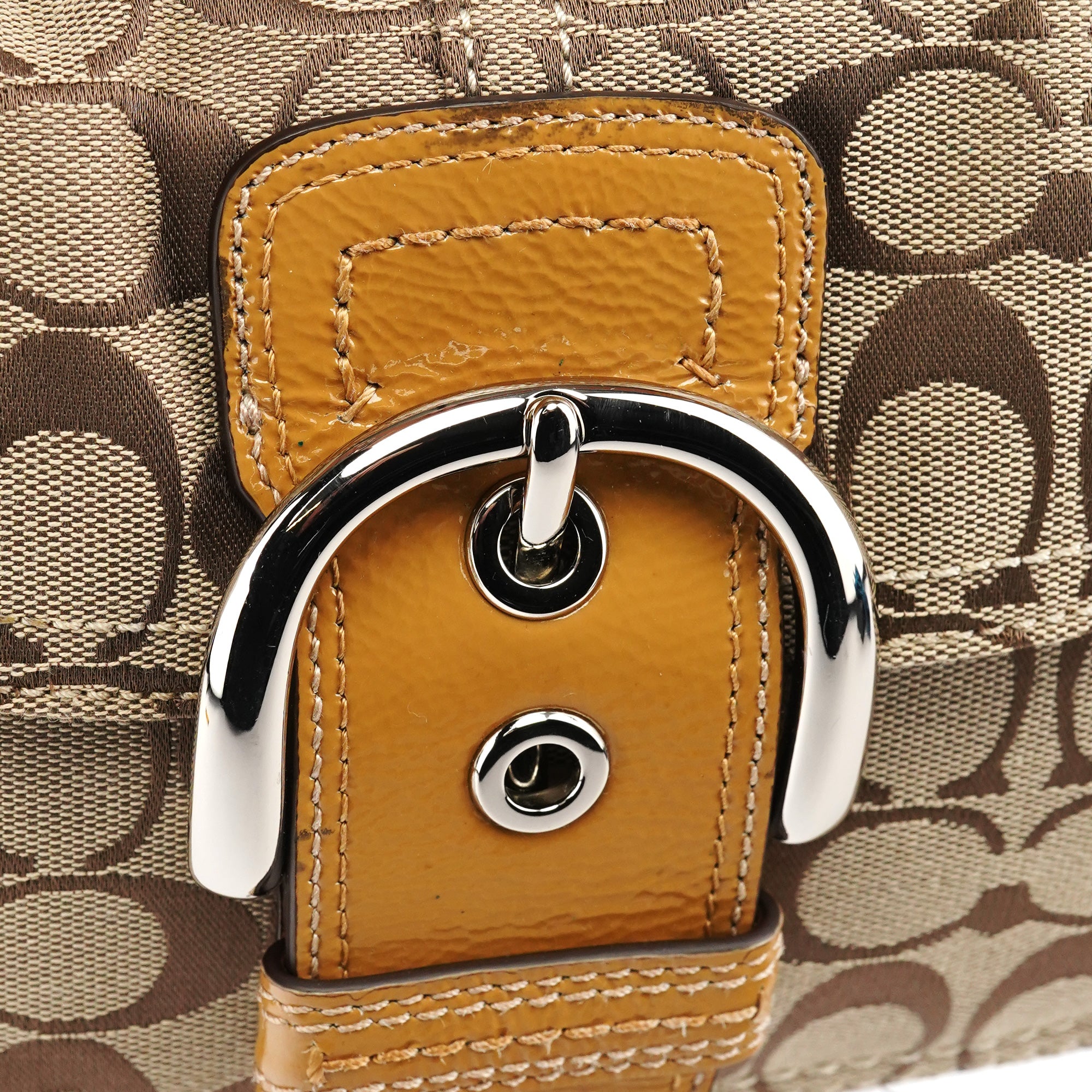 F15668 Beige Signature Soho Shoulder Bag