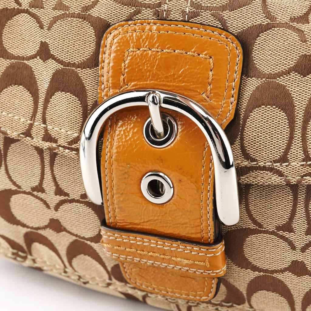 F15668 Beige Signature Soho Shoulder Bag