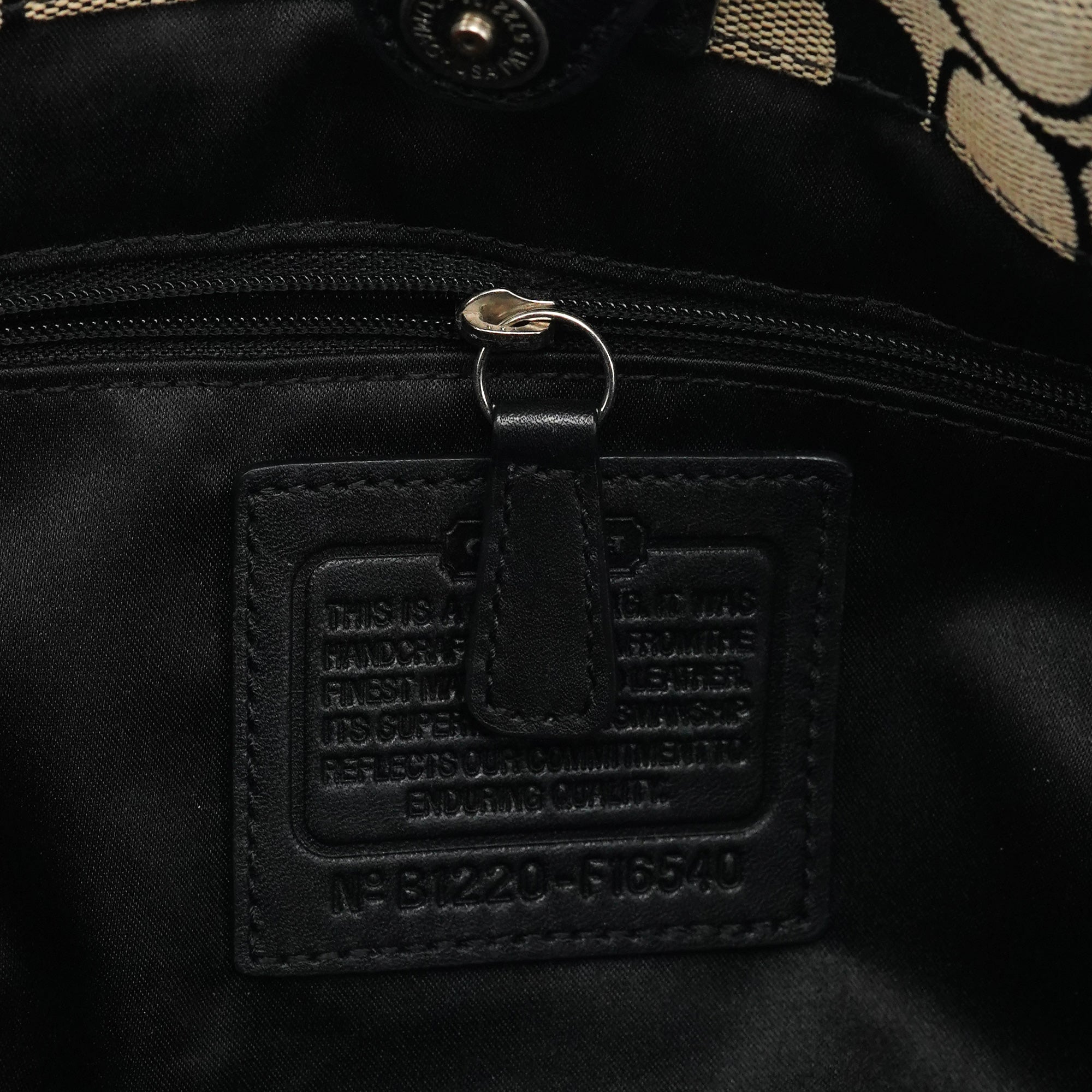 F16540 Grey Turnlock Tote Bag