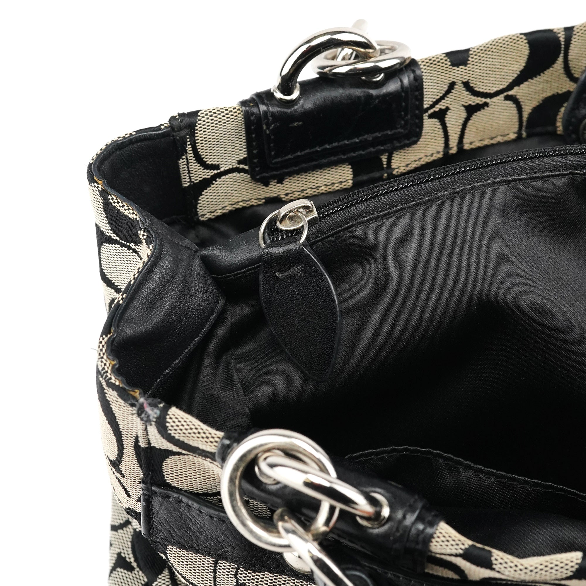 F16540 Grey Turnlock Tote Bag