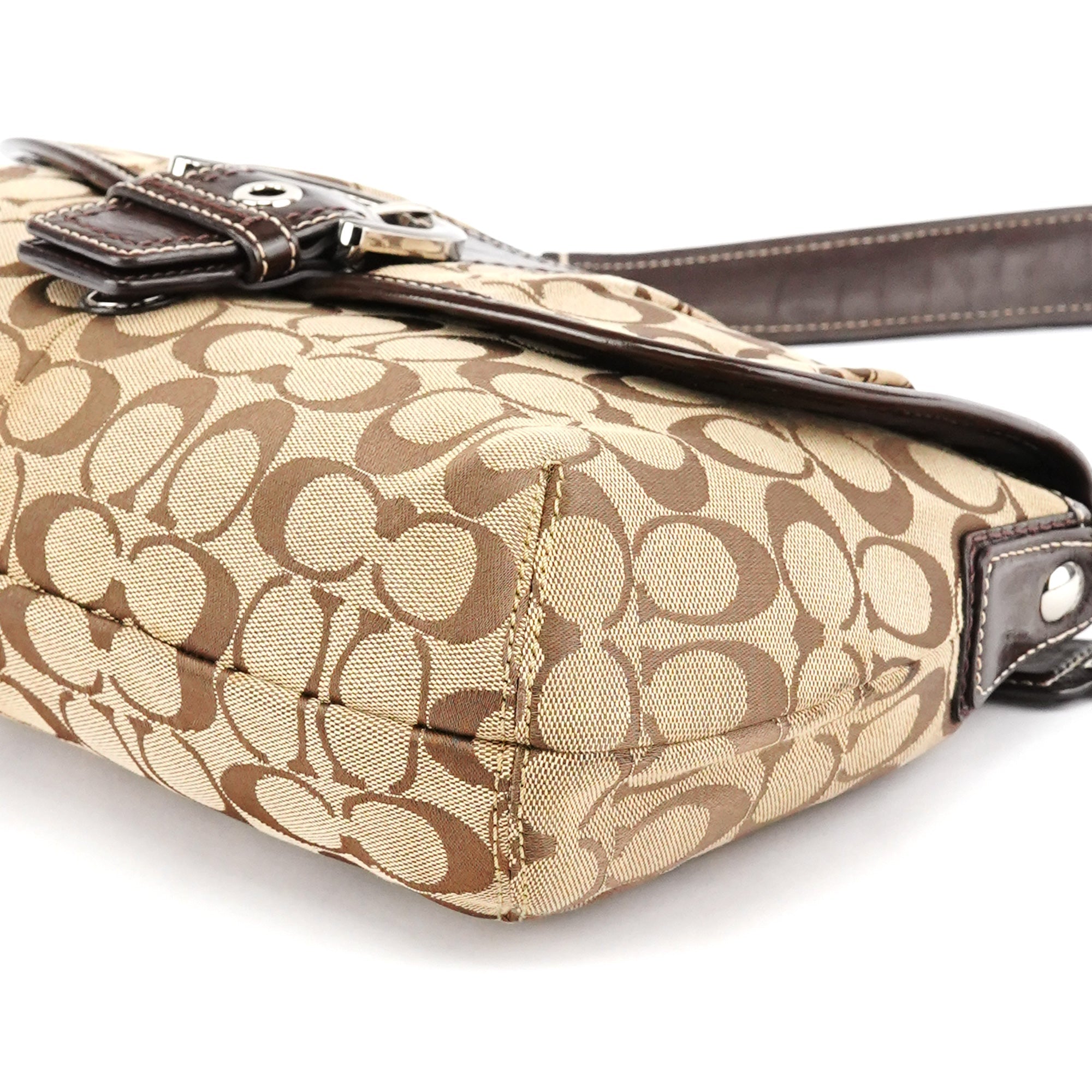 F17093 Brown Signature Shoulder Bag
