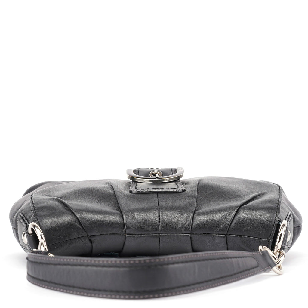 F17217 Black Leather Soho Shoulder Bag
