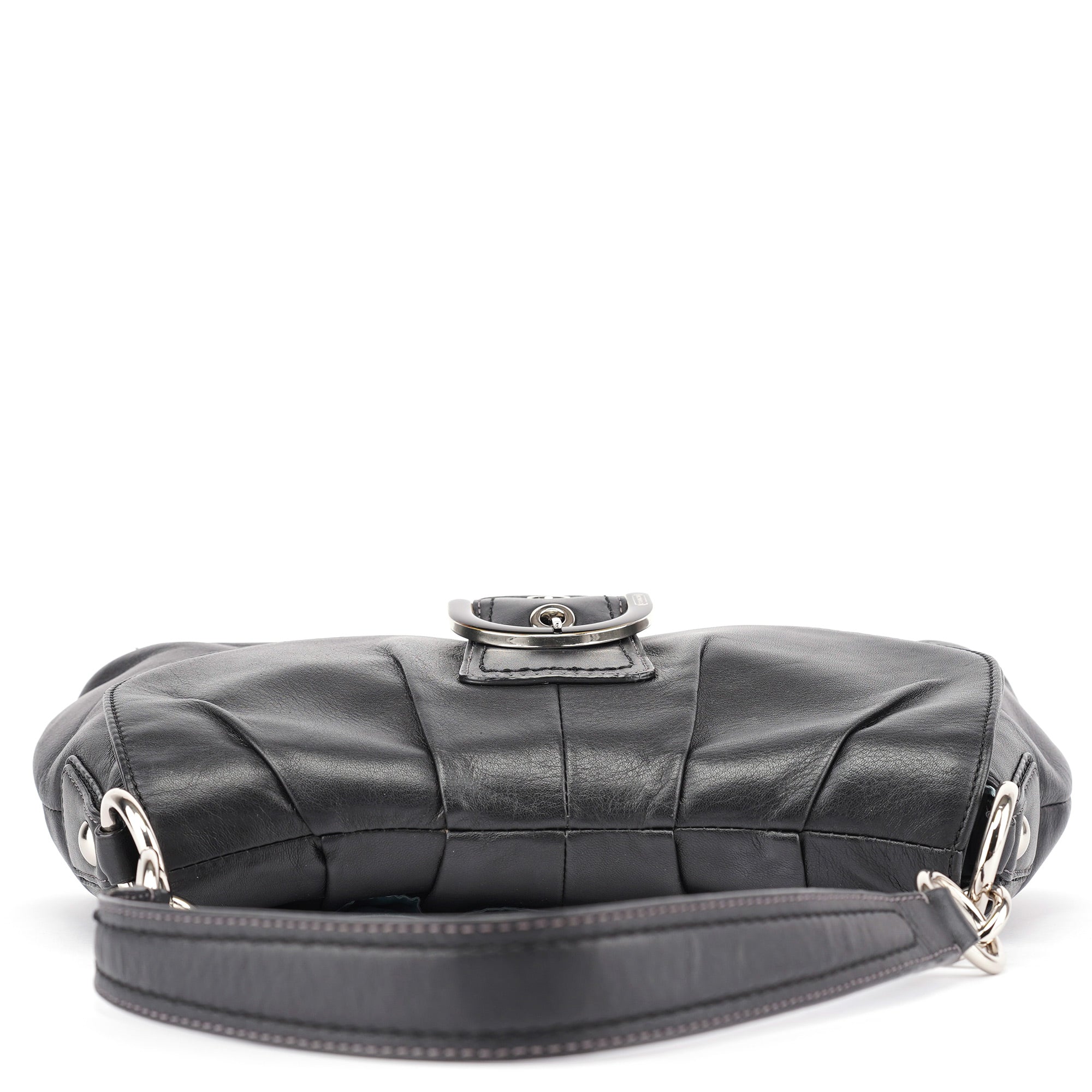 F17217 Black Leather Soho Shoulder Bag