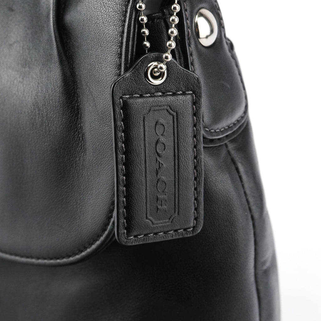 F17217 Black Leather Soho Shoulder Bag