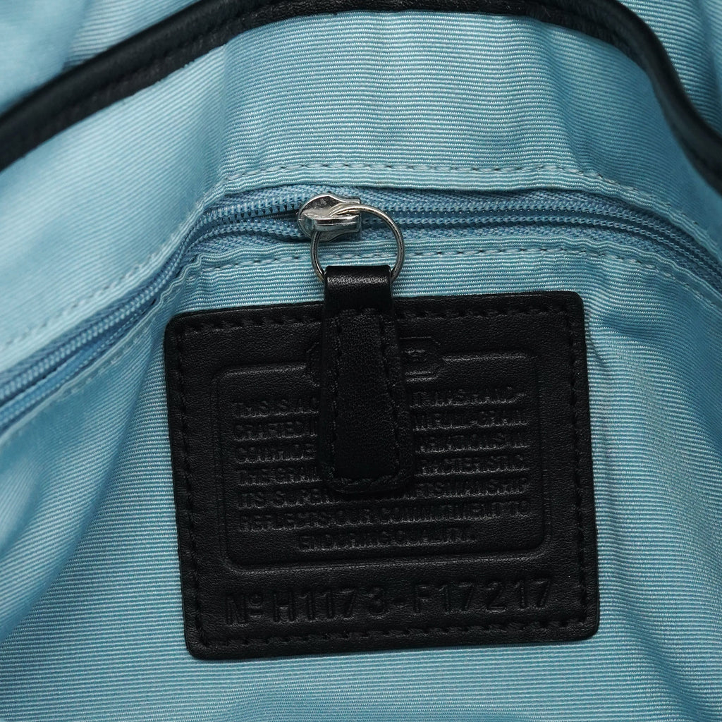 F17217 Black Leather Soho Shoulder Bag