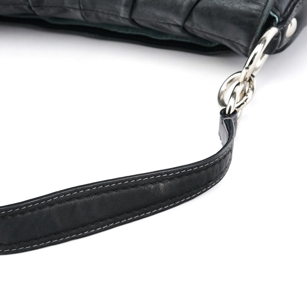 F17217 Black Leather Soho Shoulder Bag