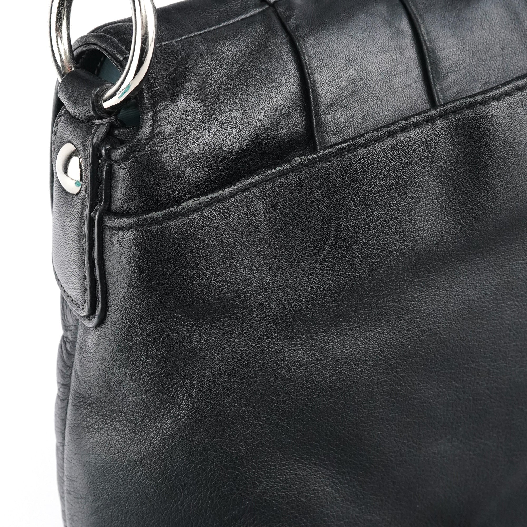 F17217 Black Leather Soho Shoulder Bag