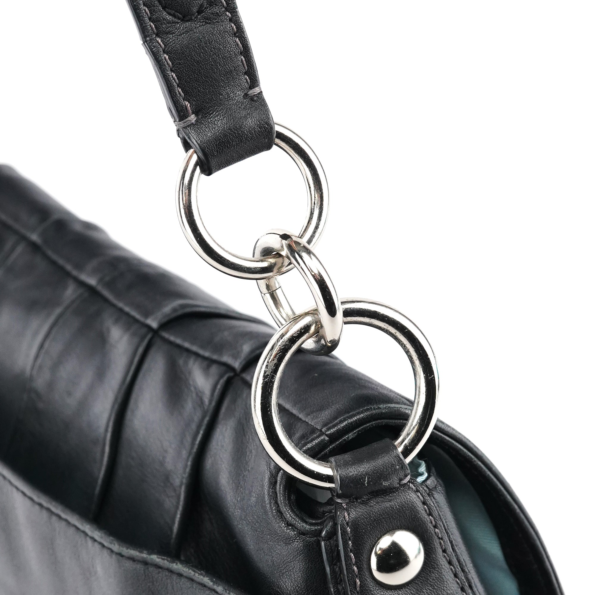 F17217 Black Leather Soho Shoulder Bag