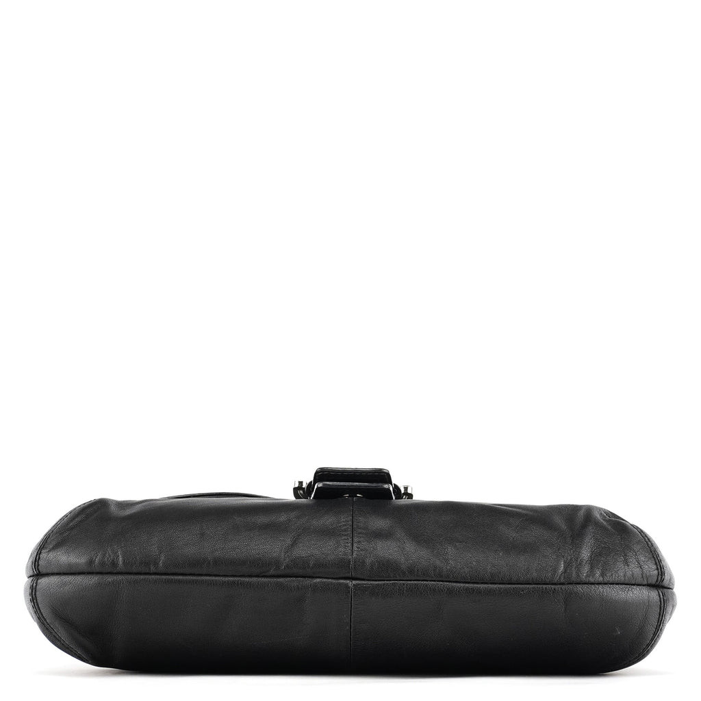 F17217 Black Leather Soho Shoulder Bag