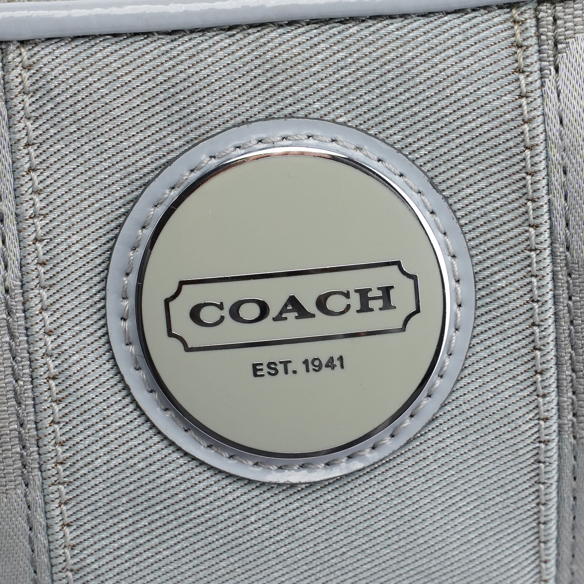 F17439 Pale Blue Signature C 2-Way Bag