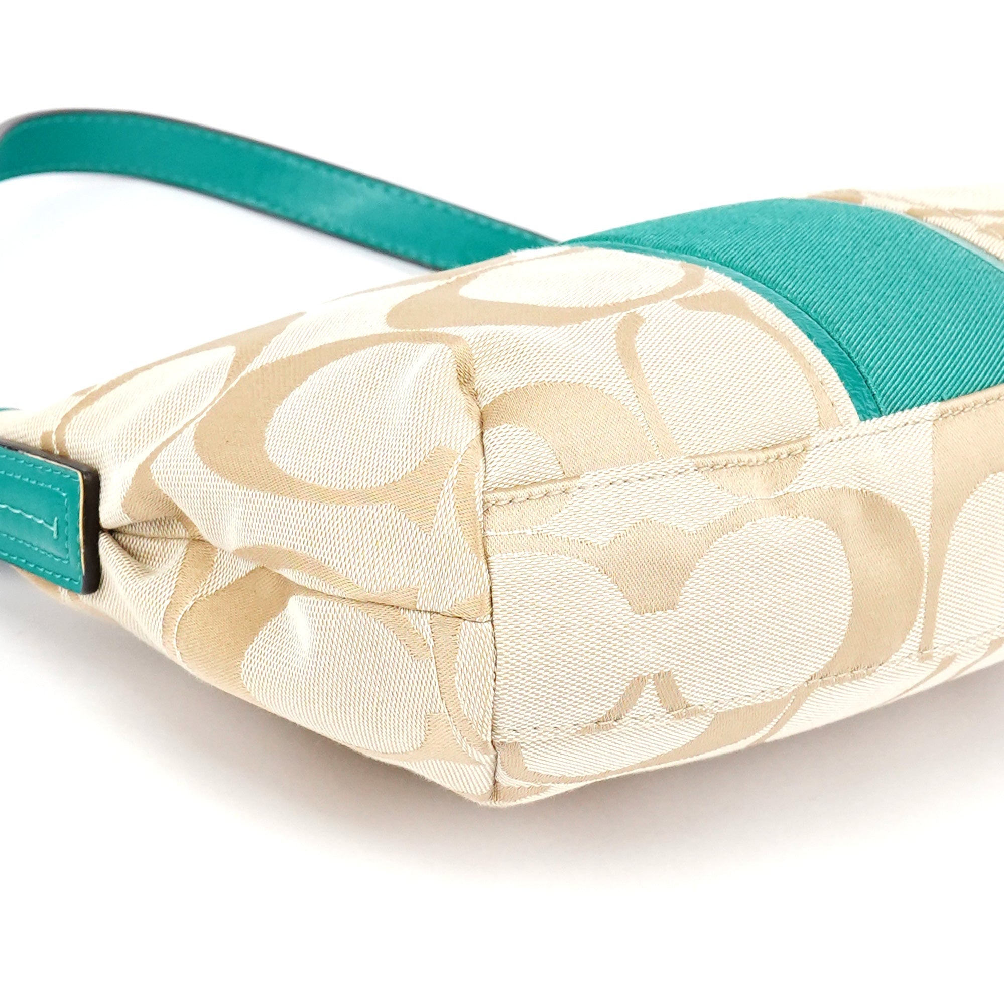 F23544 Beige Green Signature C 2-Way Bag