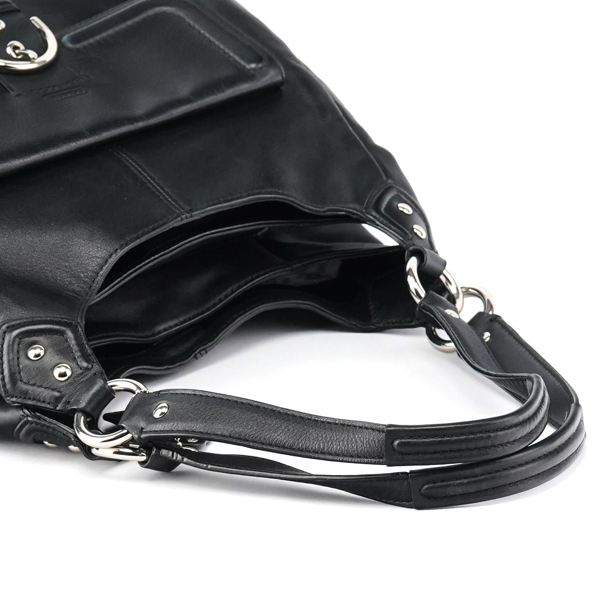 F24686 Black Leather Soho Shoulder Bag
