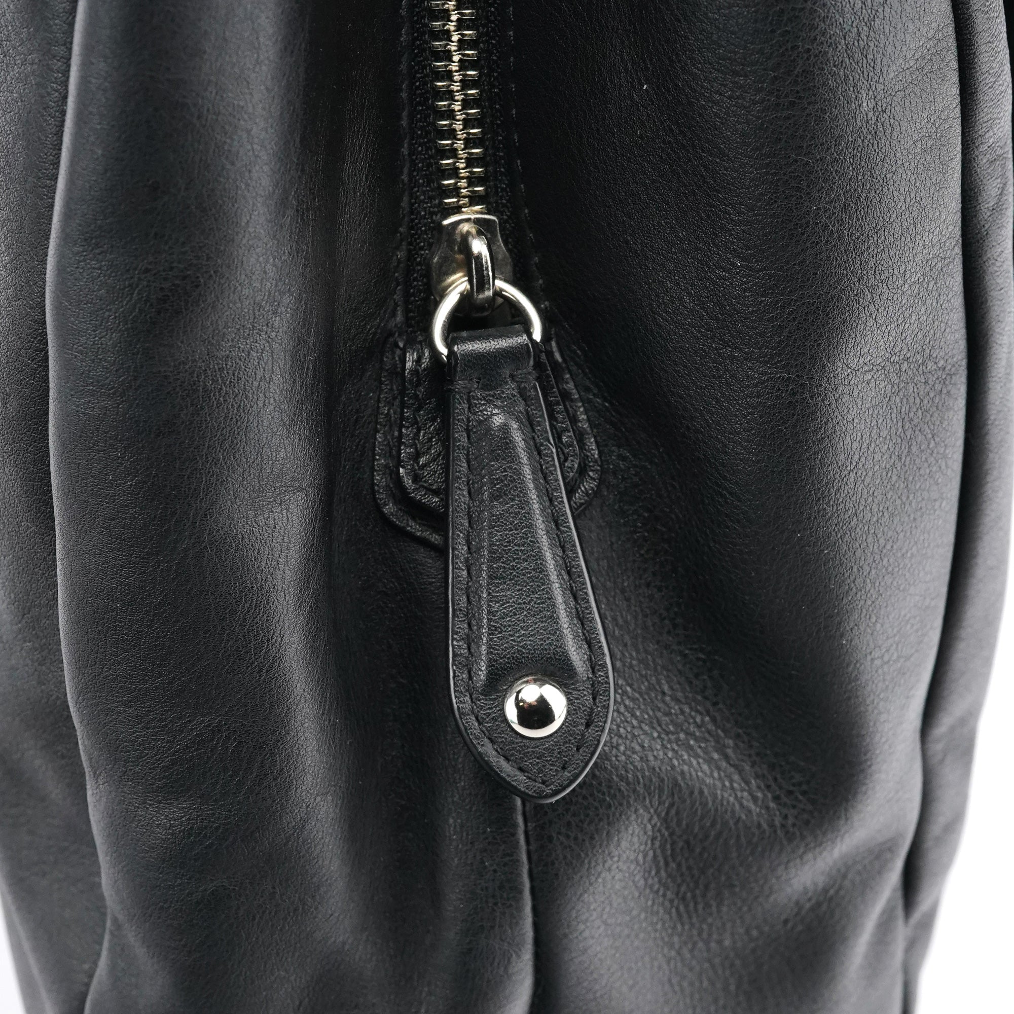 F24686 Black Leather Soho Shoulder Bag