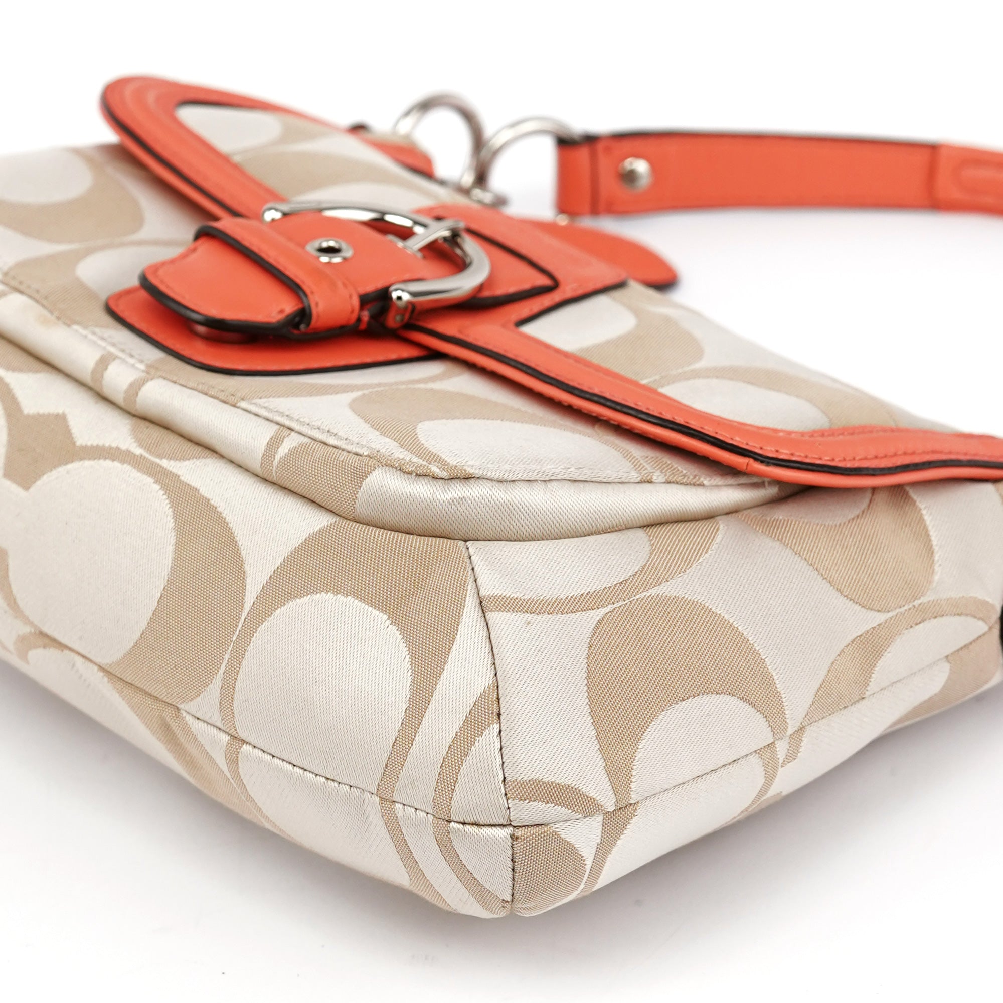 F25289 Beige Leather Soho 2-Way Bag