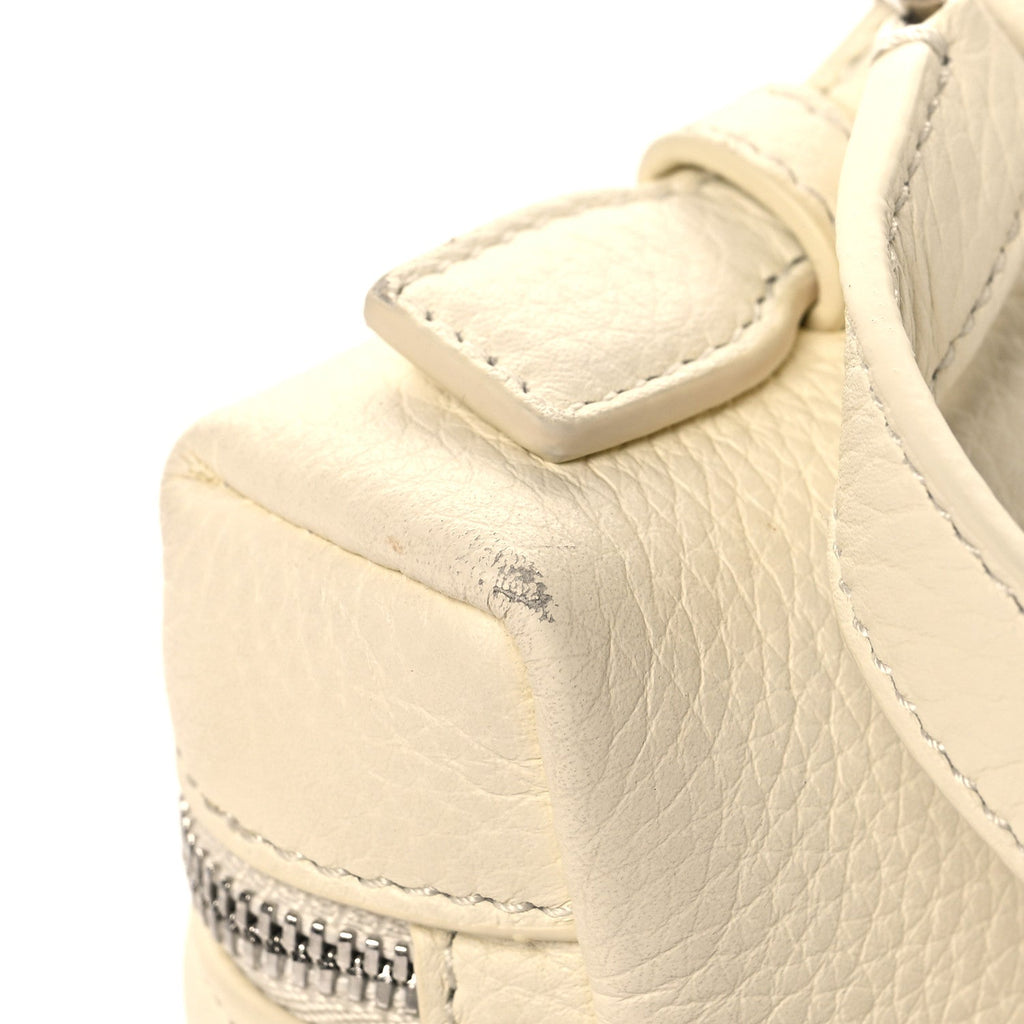 Tender Calfskin L19 Extra Pocket Pouch Whisper White