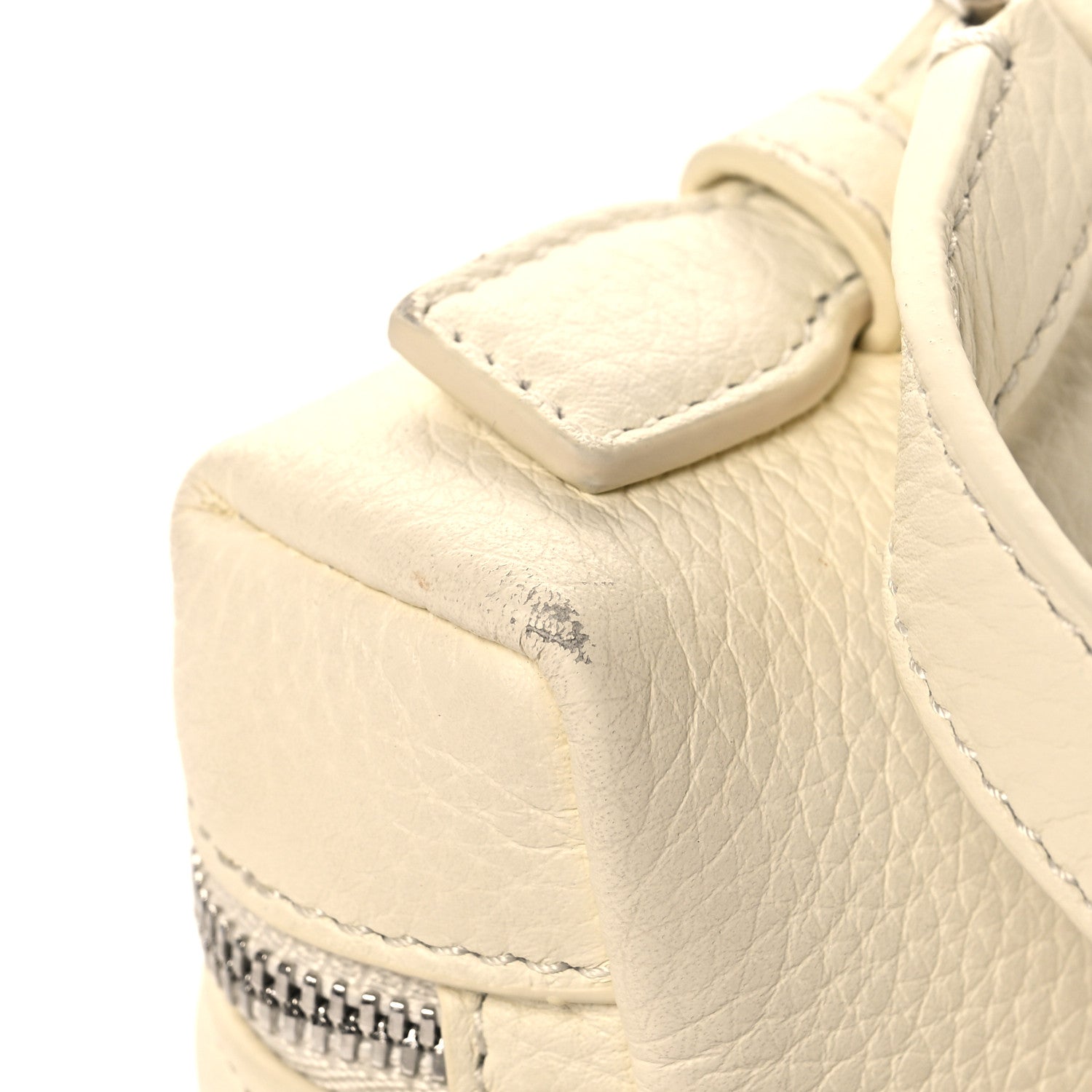 Tender Calfskin L19 Extra Pocket Pouch Whisper White