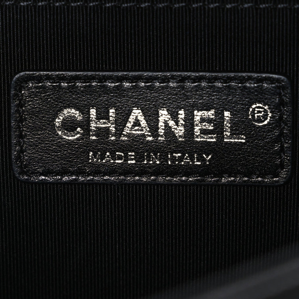 Caviar Quilted New Medium Boy Flap Black