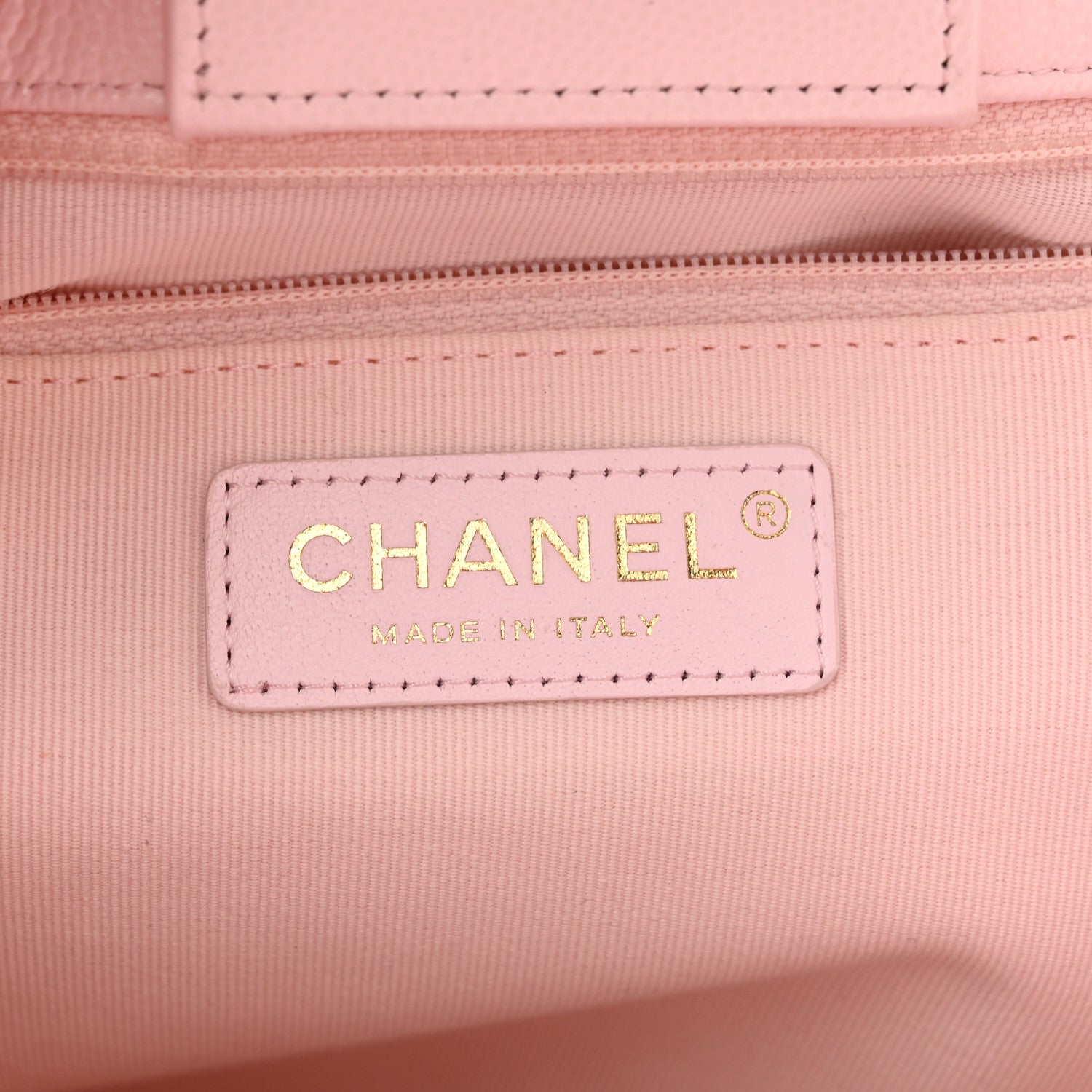 Caviar Quilted Large Classic Shopping Tote Light Pink