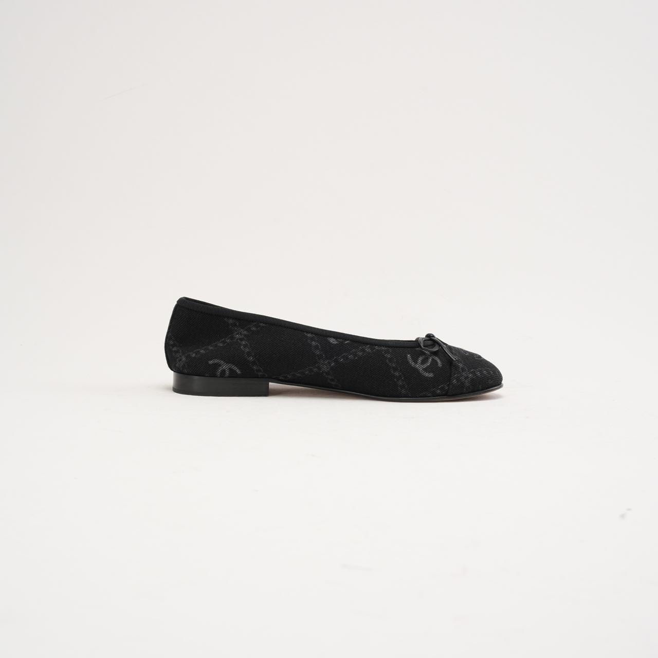 Chanel Black Printed Denim CC Cap Toe Ballet Flats 37.5