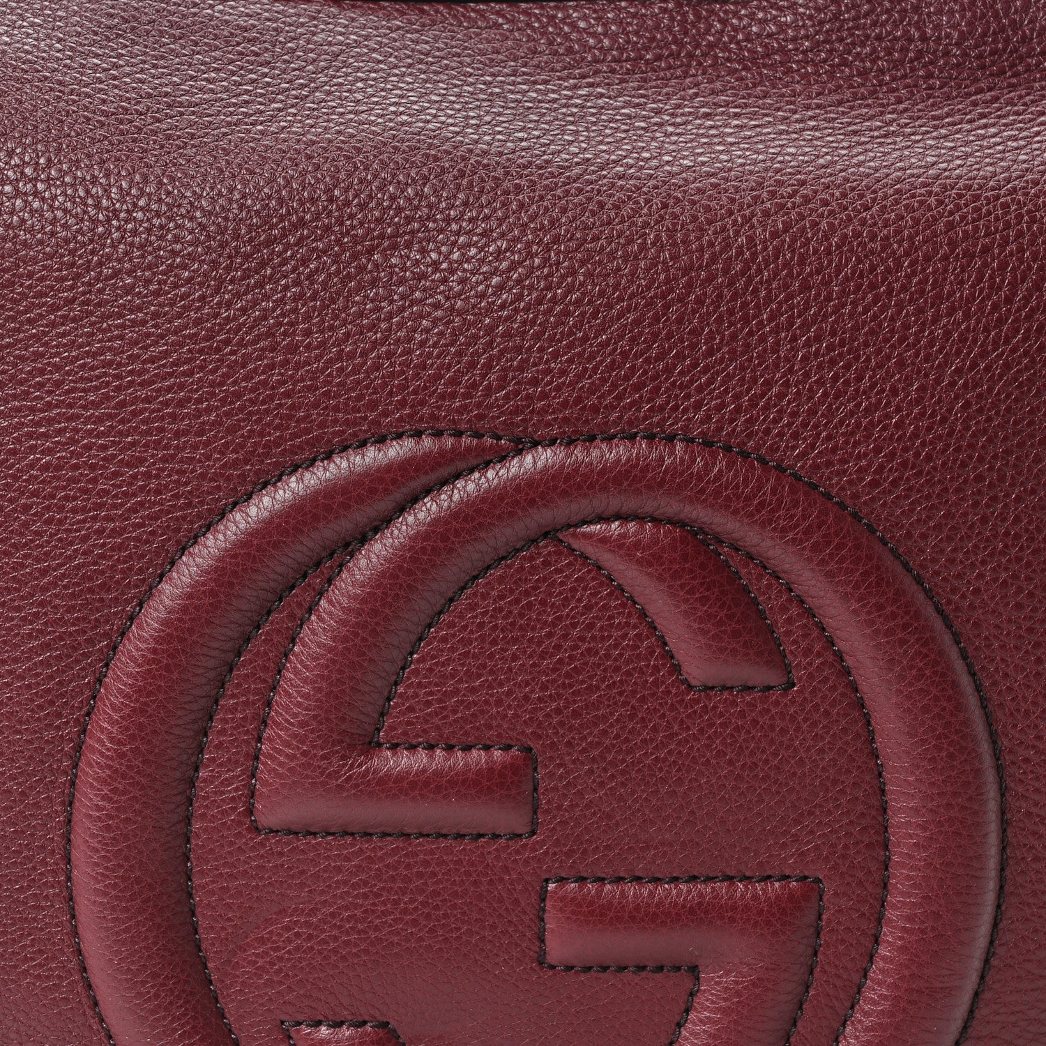 Pebbled Calfskin Medium Soho Hobo Scarlatto