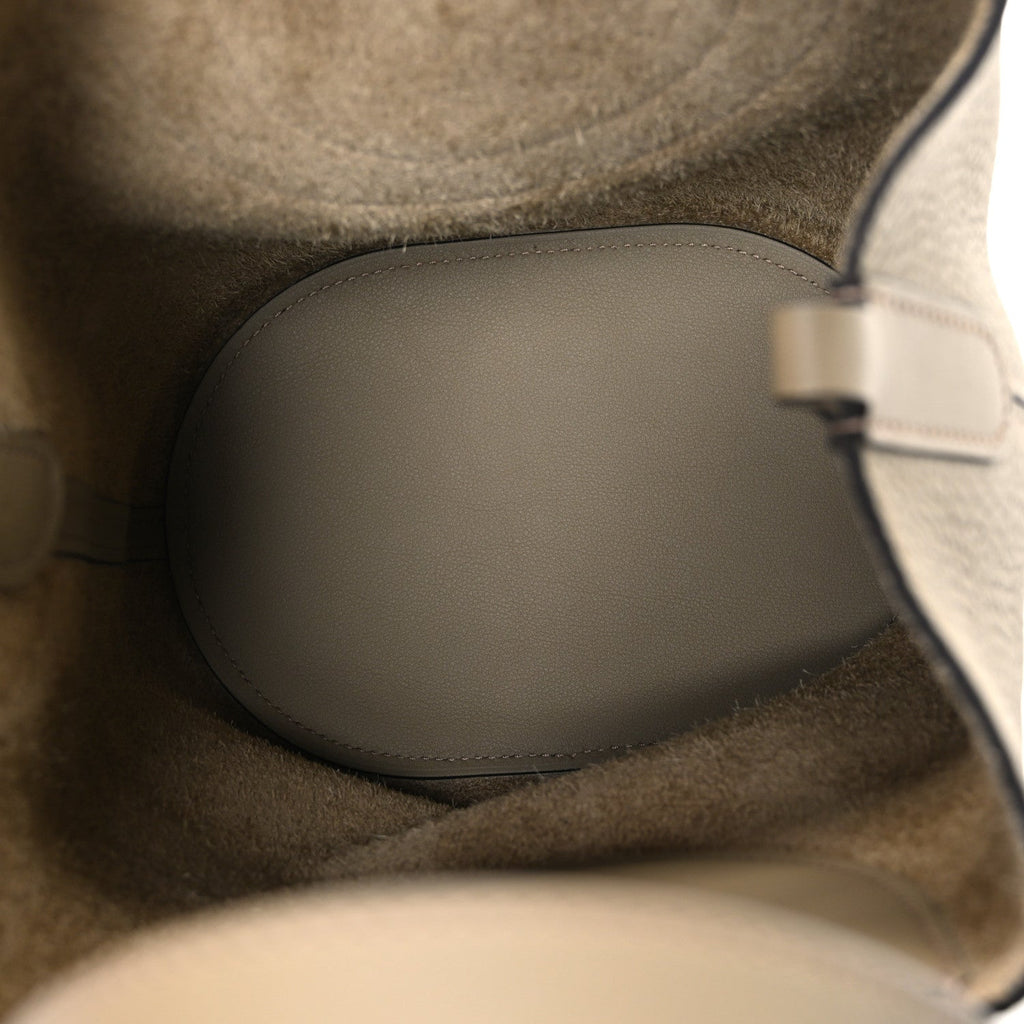 Taurillon Clemence Swift In-The-Loop 18 Bag Beige Marfa