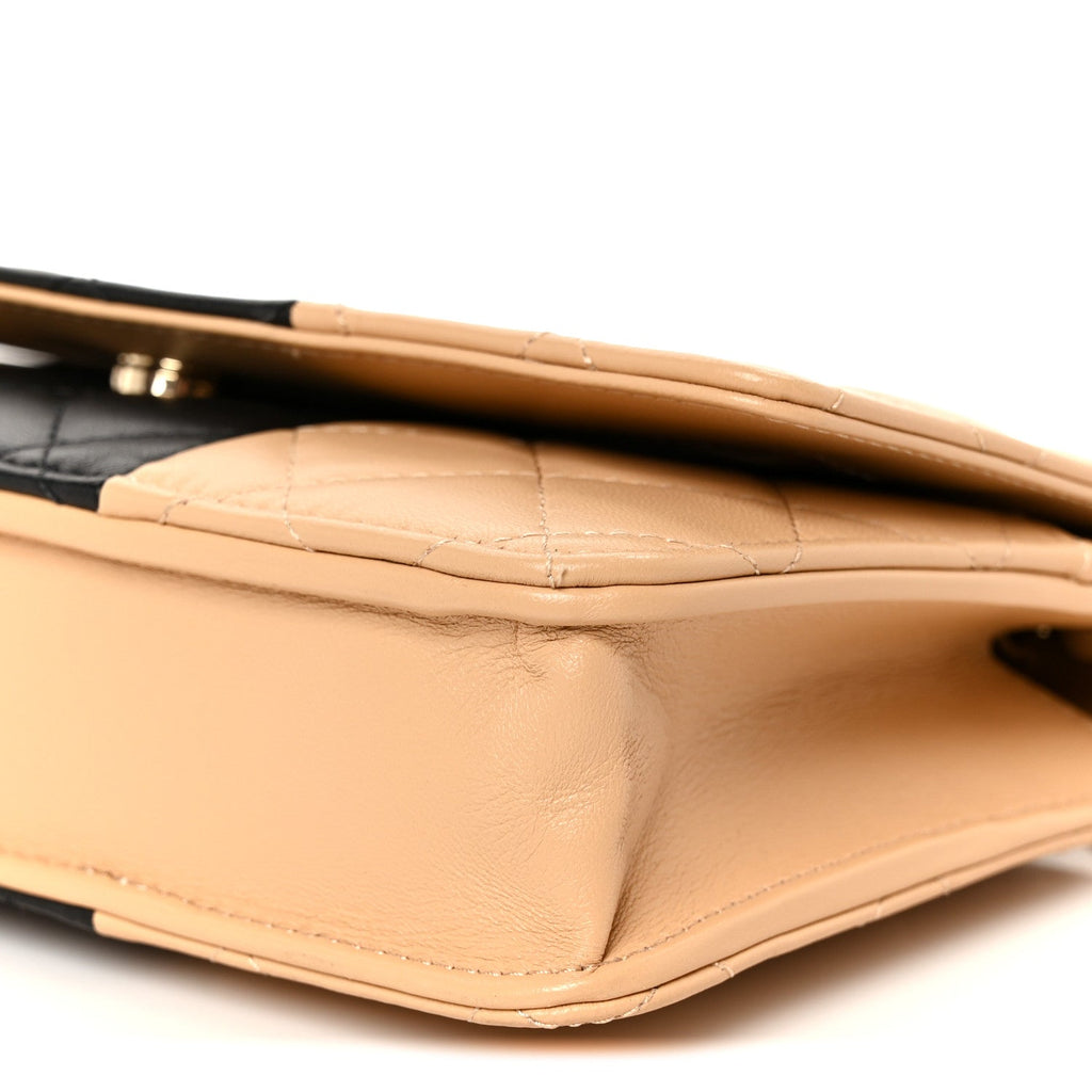 Lambskin Quilted Wallet On Chain WOC Beige Black