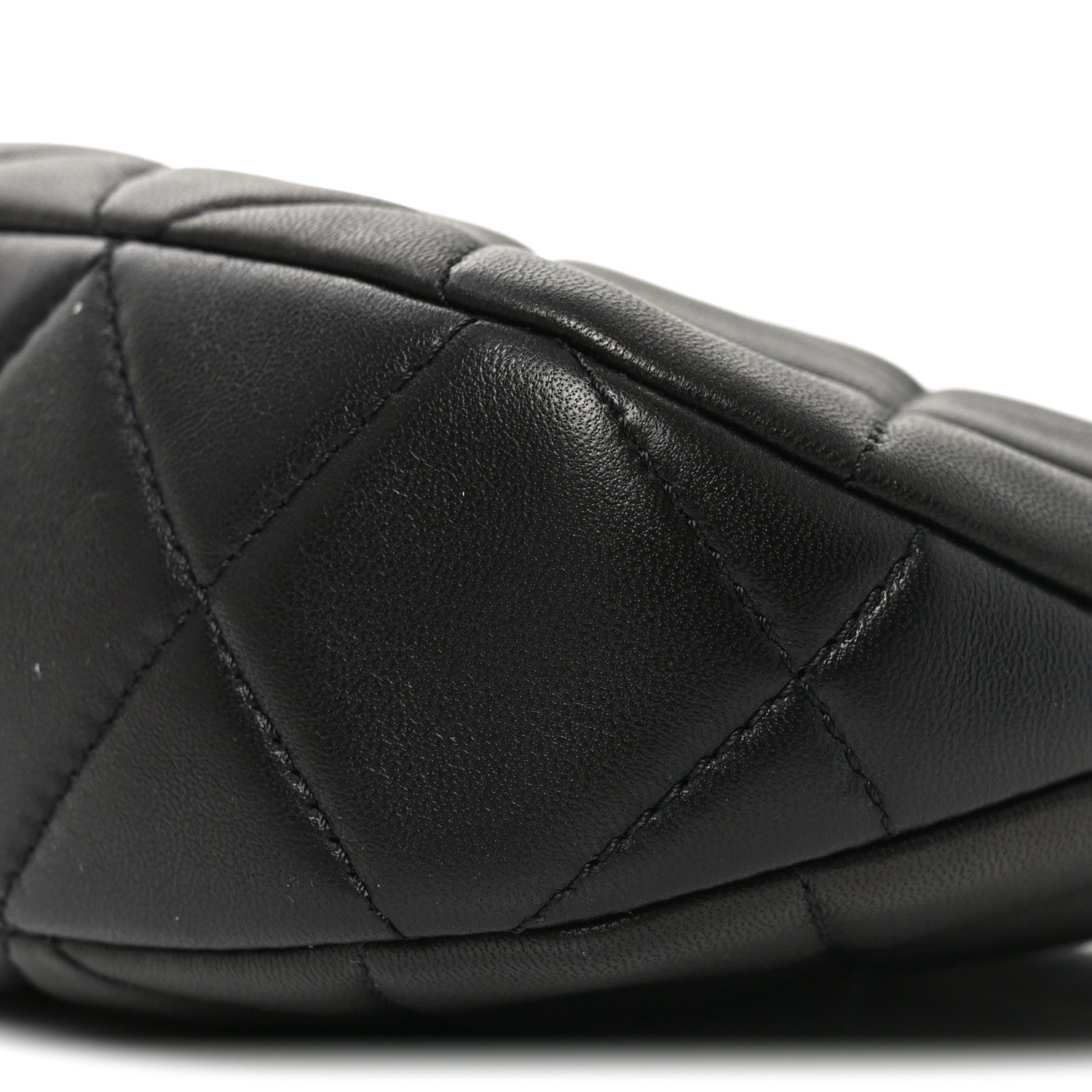 Lambskin Quilted CC Chain Hobo Black