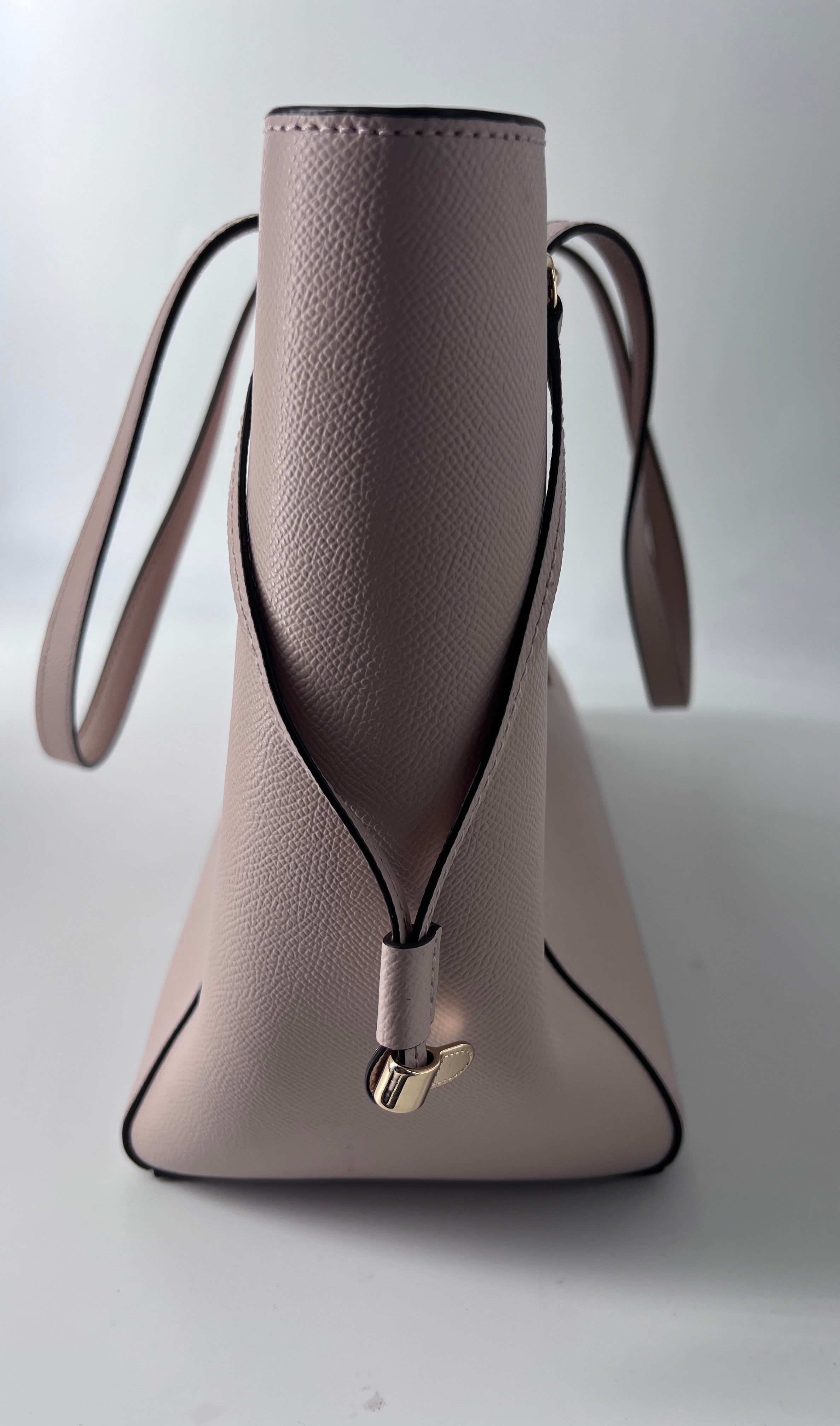 Michael Kors Cabas Leather White Leather Bag (Authentic  )