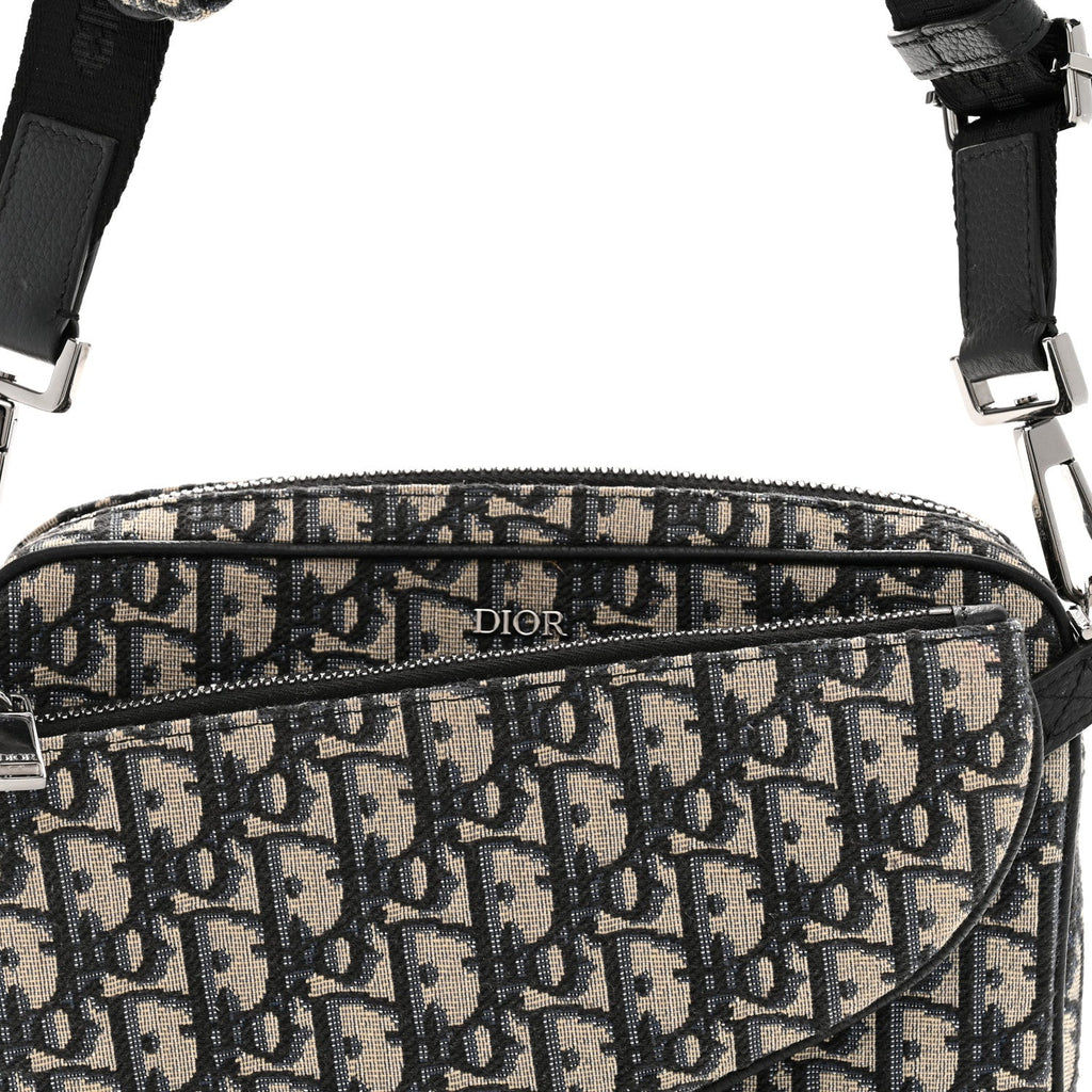 Oblique Saddle Triple Pouch Navy Blue