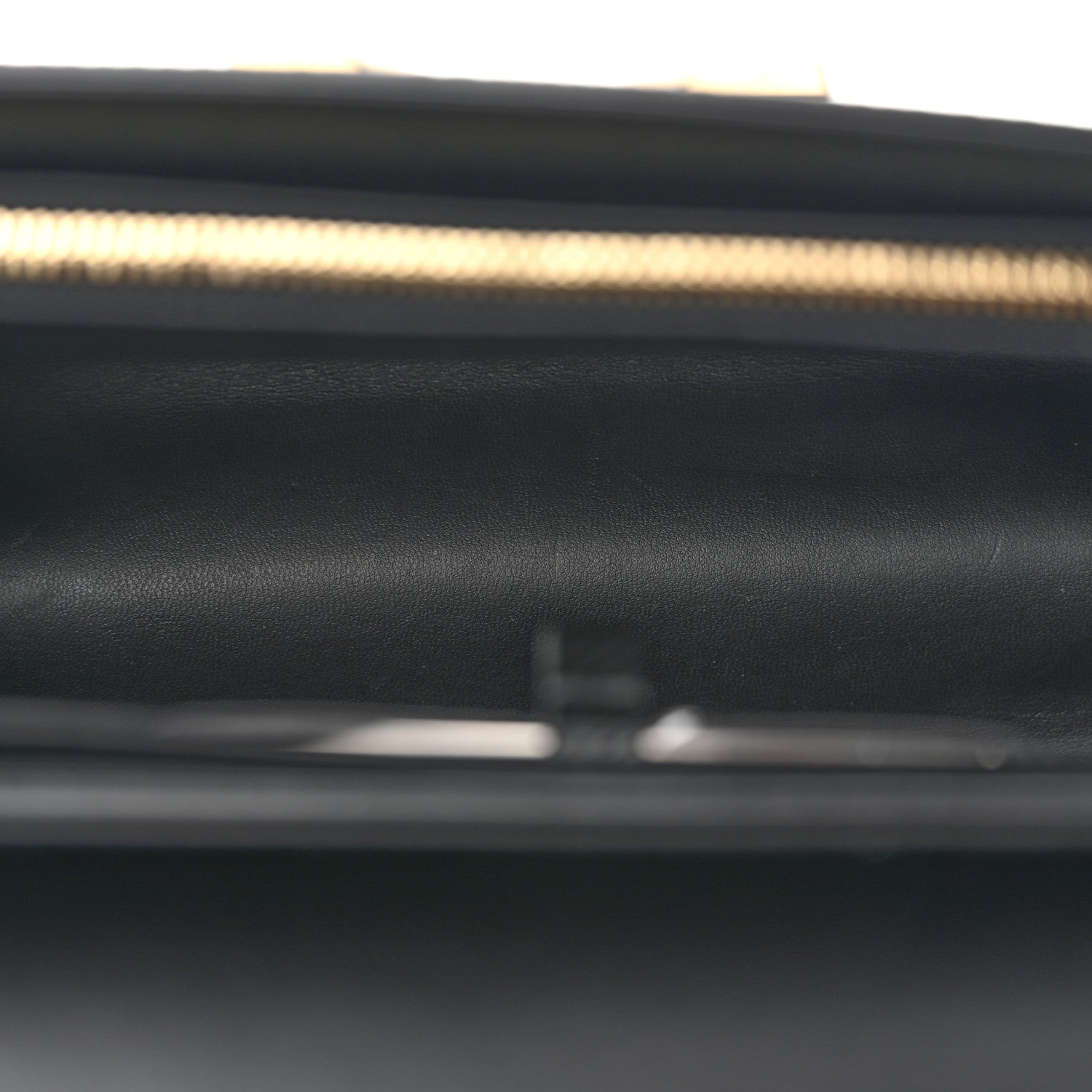 Epi Twist Shoulder Bag MM Black