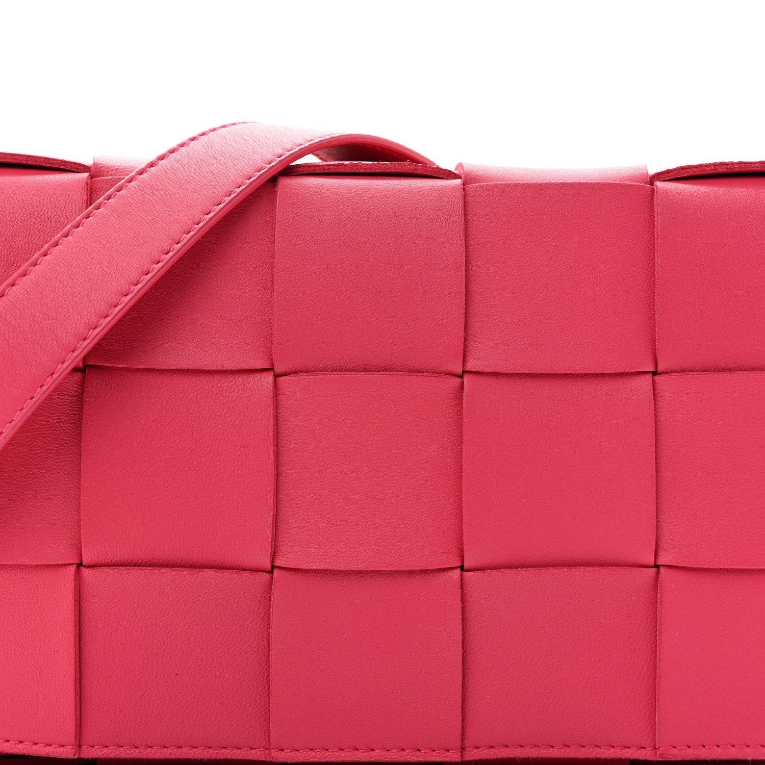 Lambskin Maxi Intrecciato Cassette Crossbody Bag Lollipop