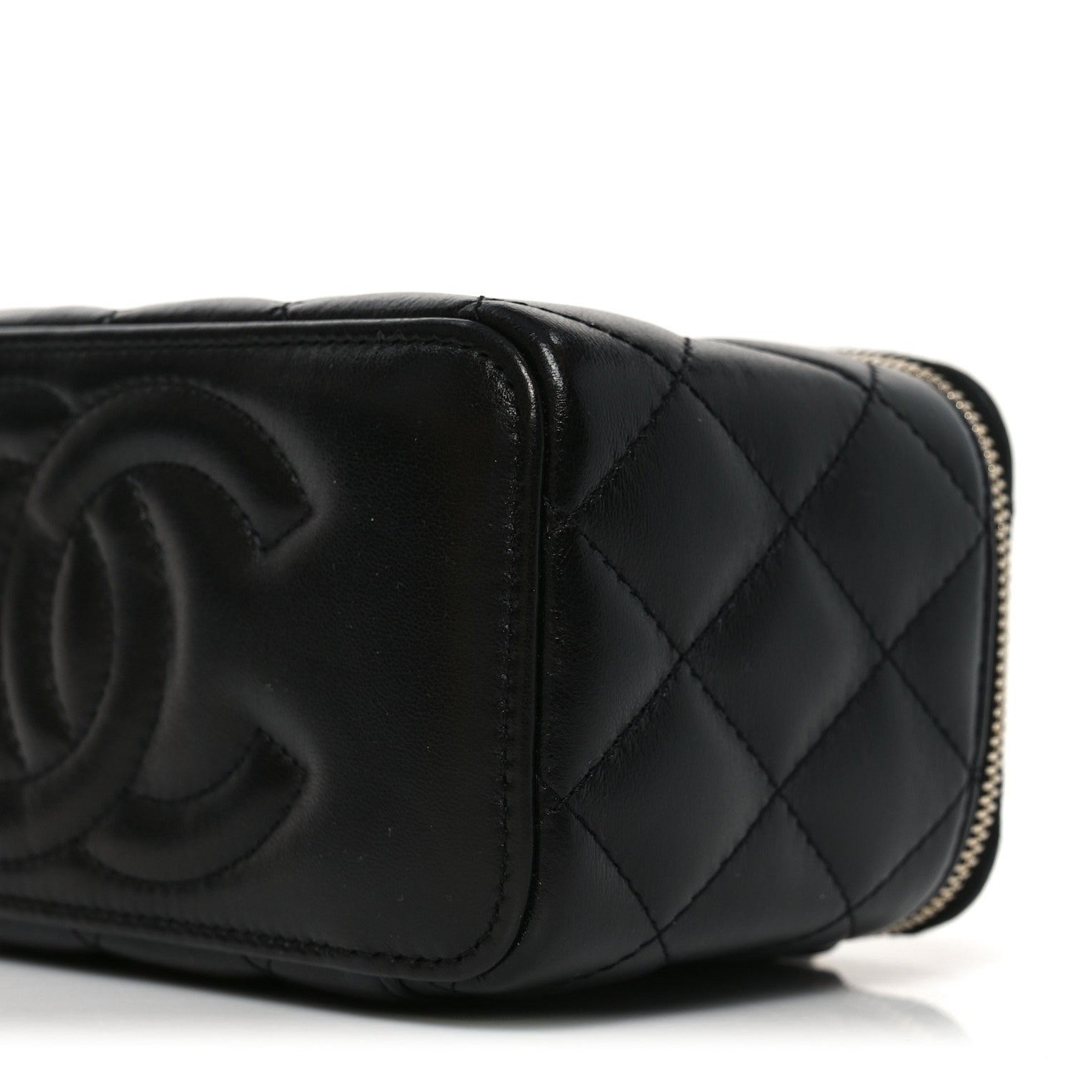 Lambskin Quilted Pearl Crush Small Vanity Case With Chain Black