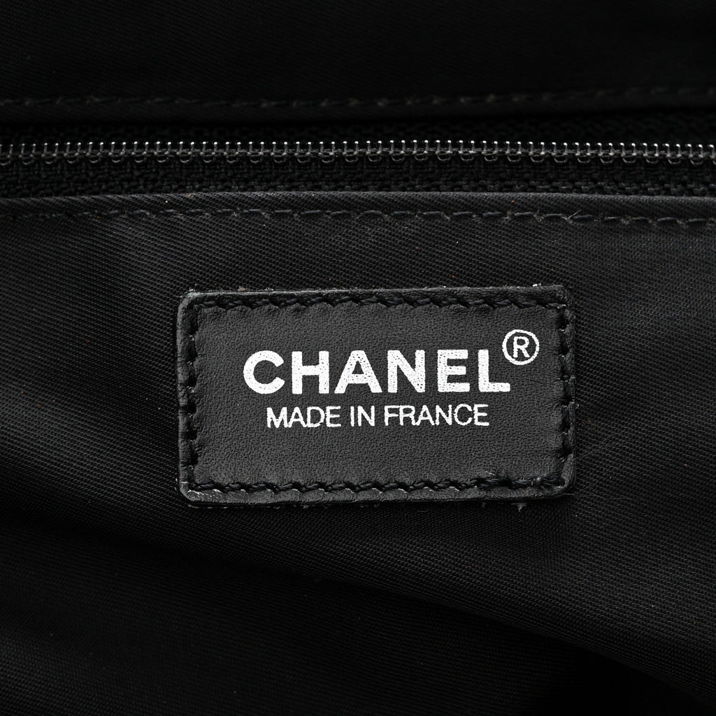 Nylon Medium Travel Tote Black