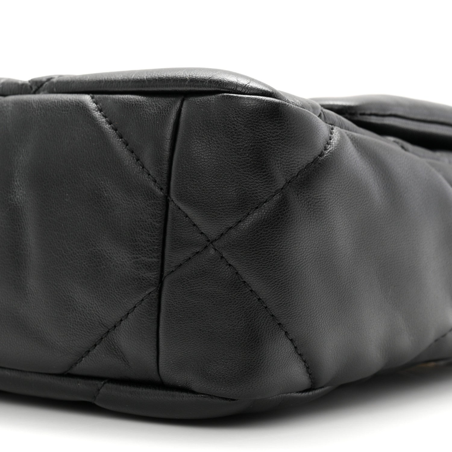 Goatskin Quilted Medium Chanel 19 Flap Black