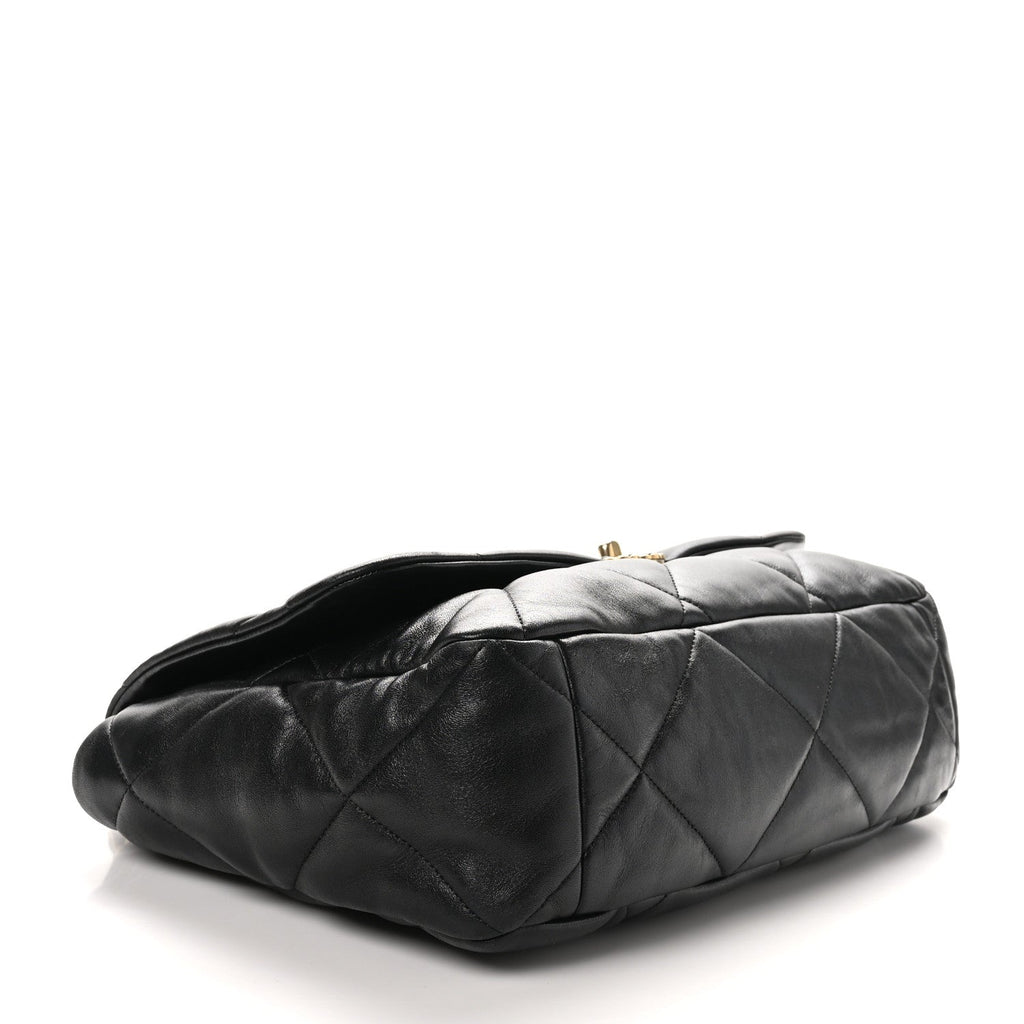 Lambskin Quilted Maxi Chanel 19 Flap Black