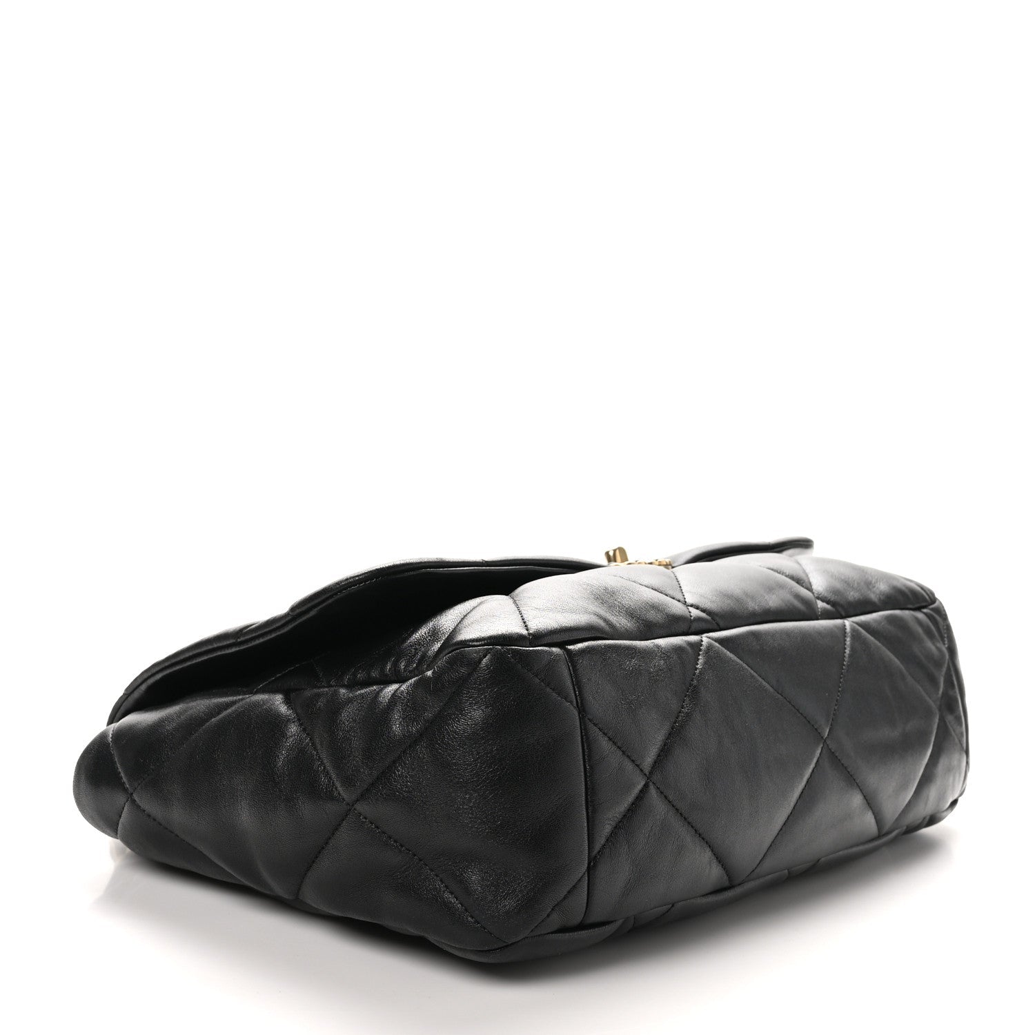 Lambskin Quilted Maxi Chanel 19 Flap Black