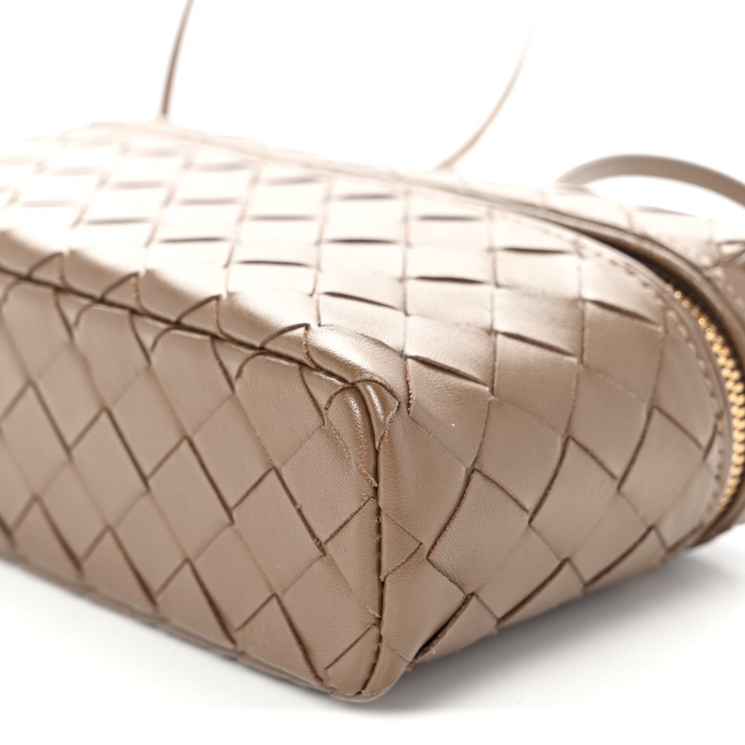 Calfskin Intrecciato Bang Bang Vanity Case Pinecone