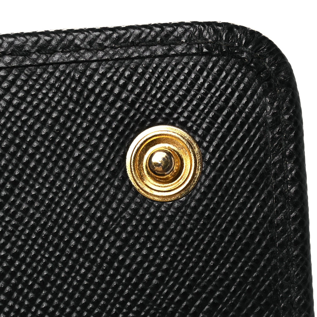 Saffiano Metal Oro Chain Wallet Black