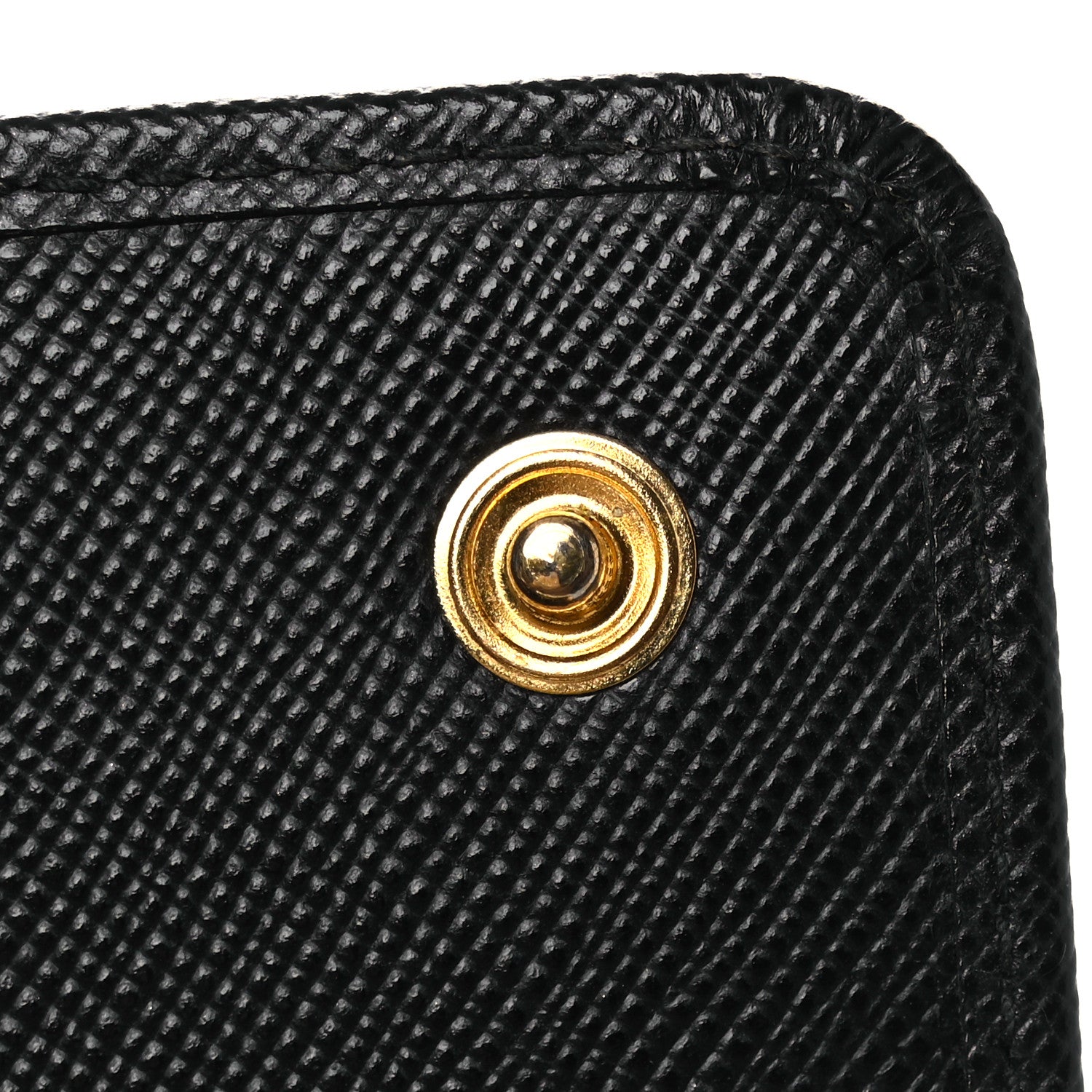 Saffiano Metal Oro Chain Wallet Black